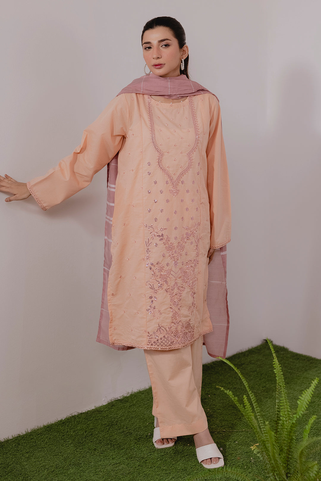 Embroidered Kurta Dupatta Trouser - 1991