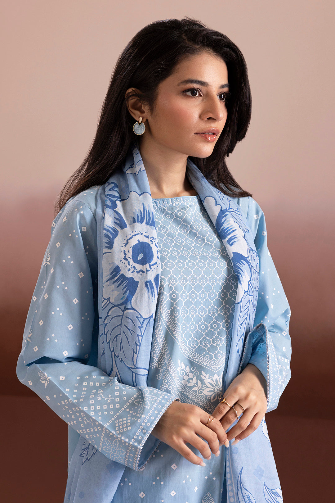 Kurta Dupatta Trouser - 2017