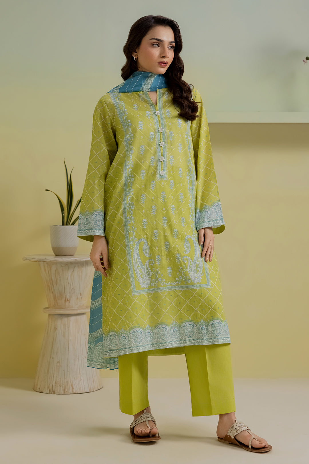 Kurta Dupatta Trouser - 2018
