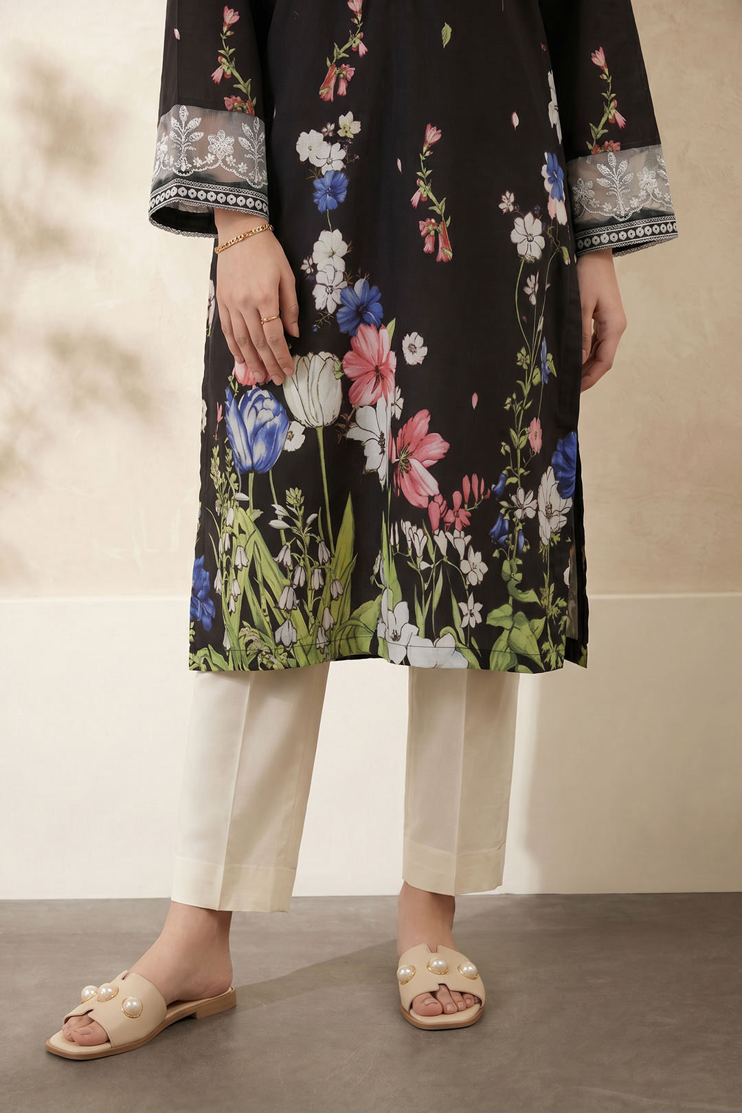 Embroidered Kurta - 2287