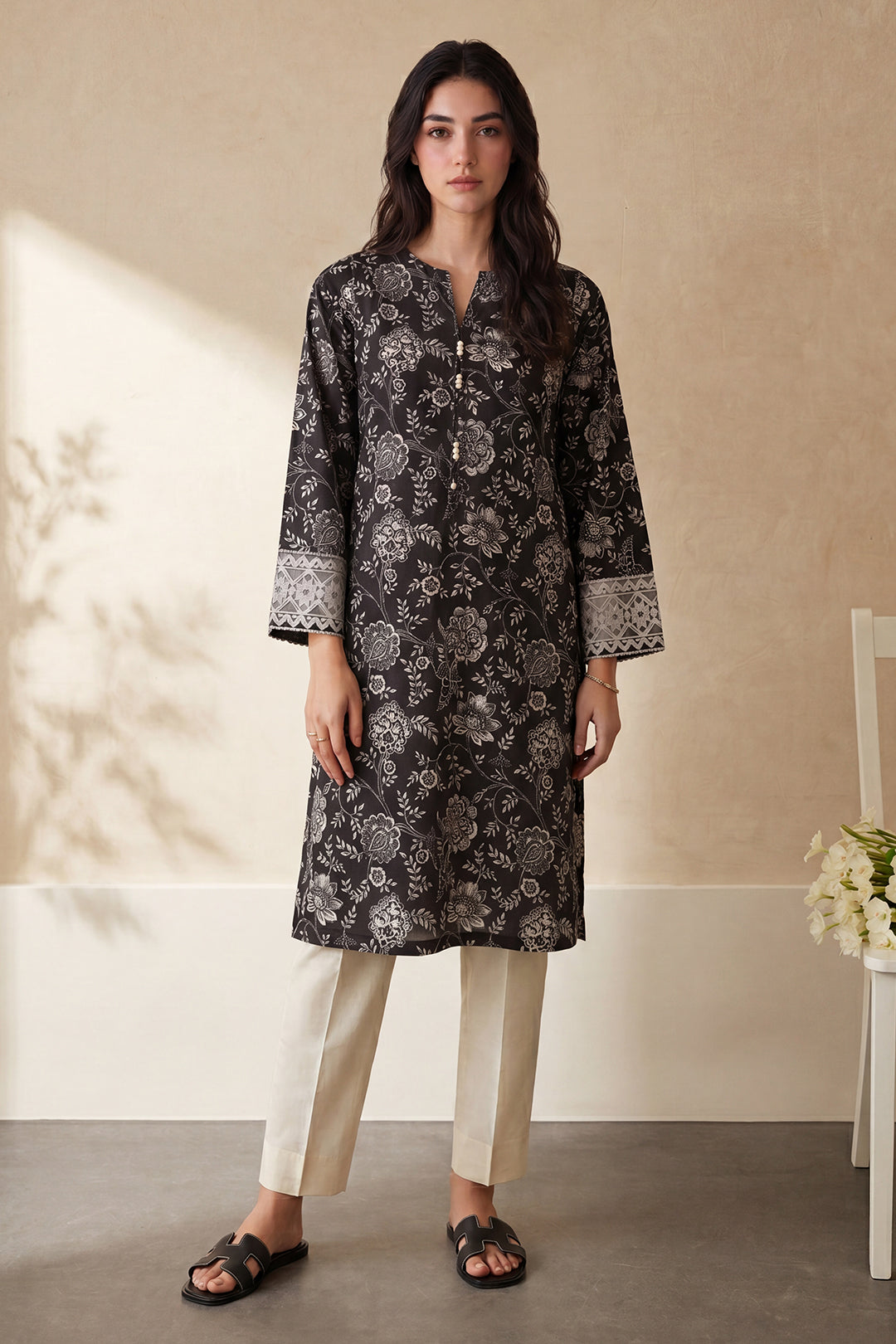 Embroidered Kurta - 2585