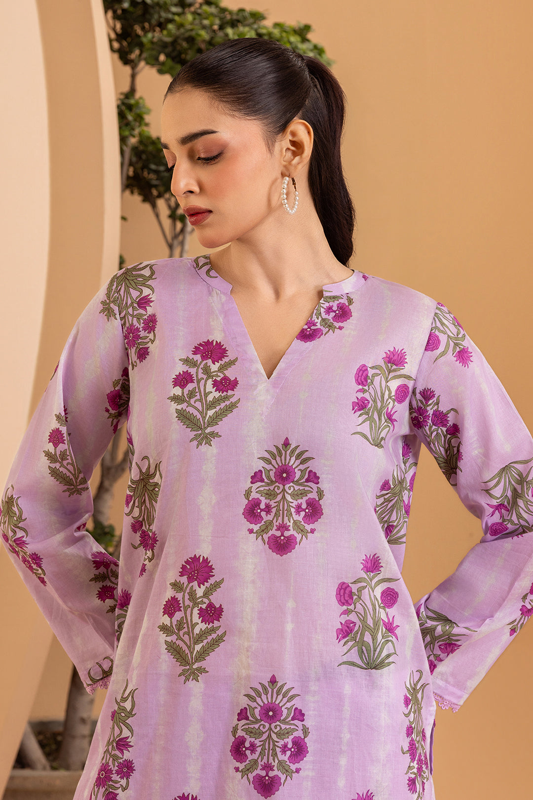Embroidered Kurta Trouser - 2081