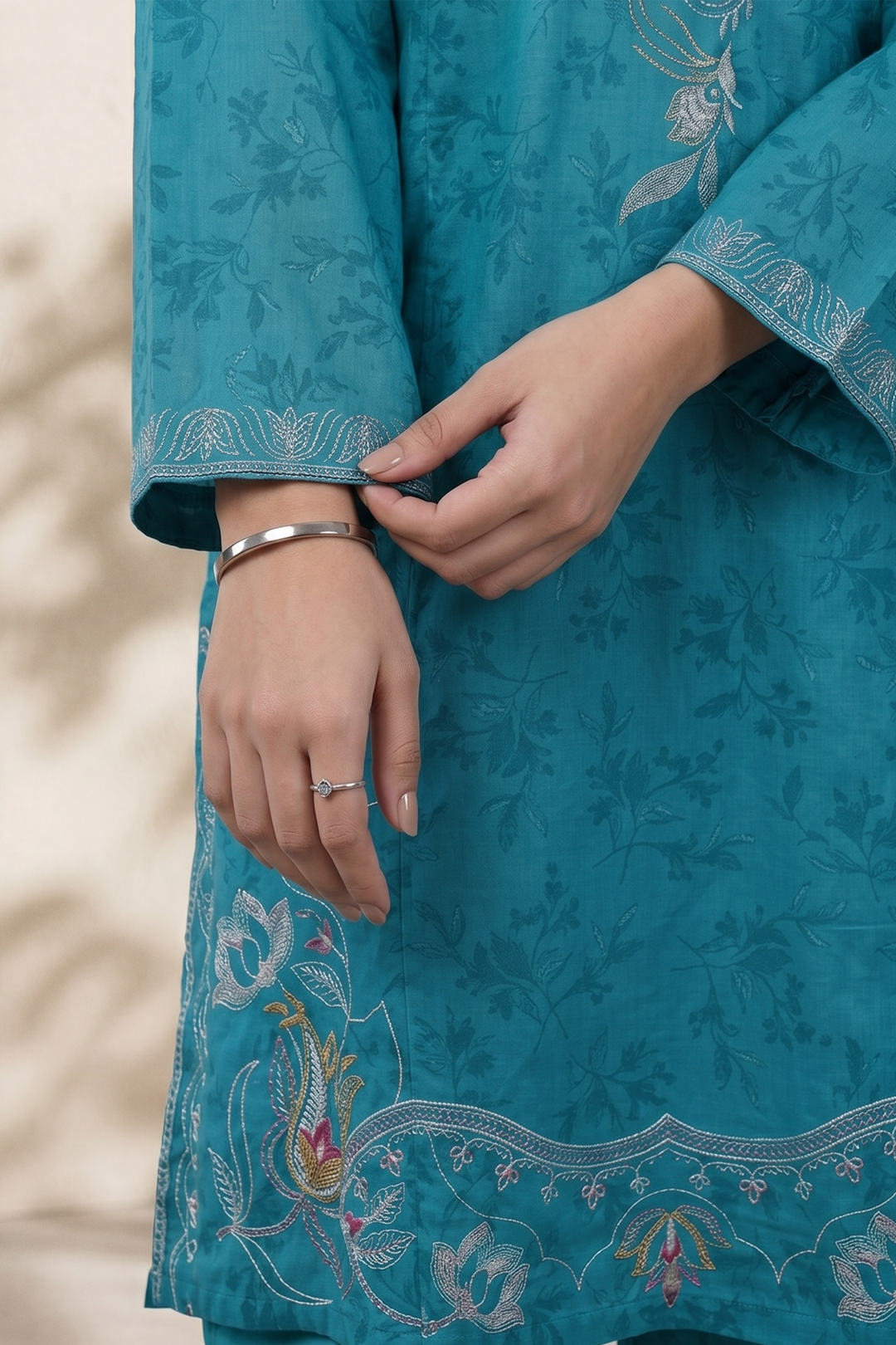 Embroidered Kurta Trouser - 2378