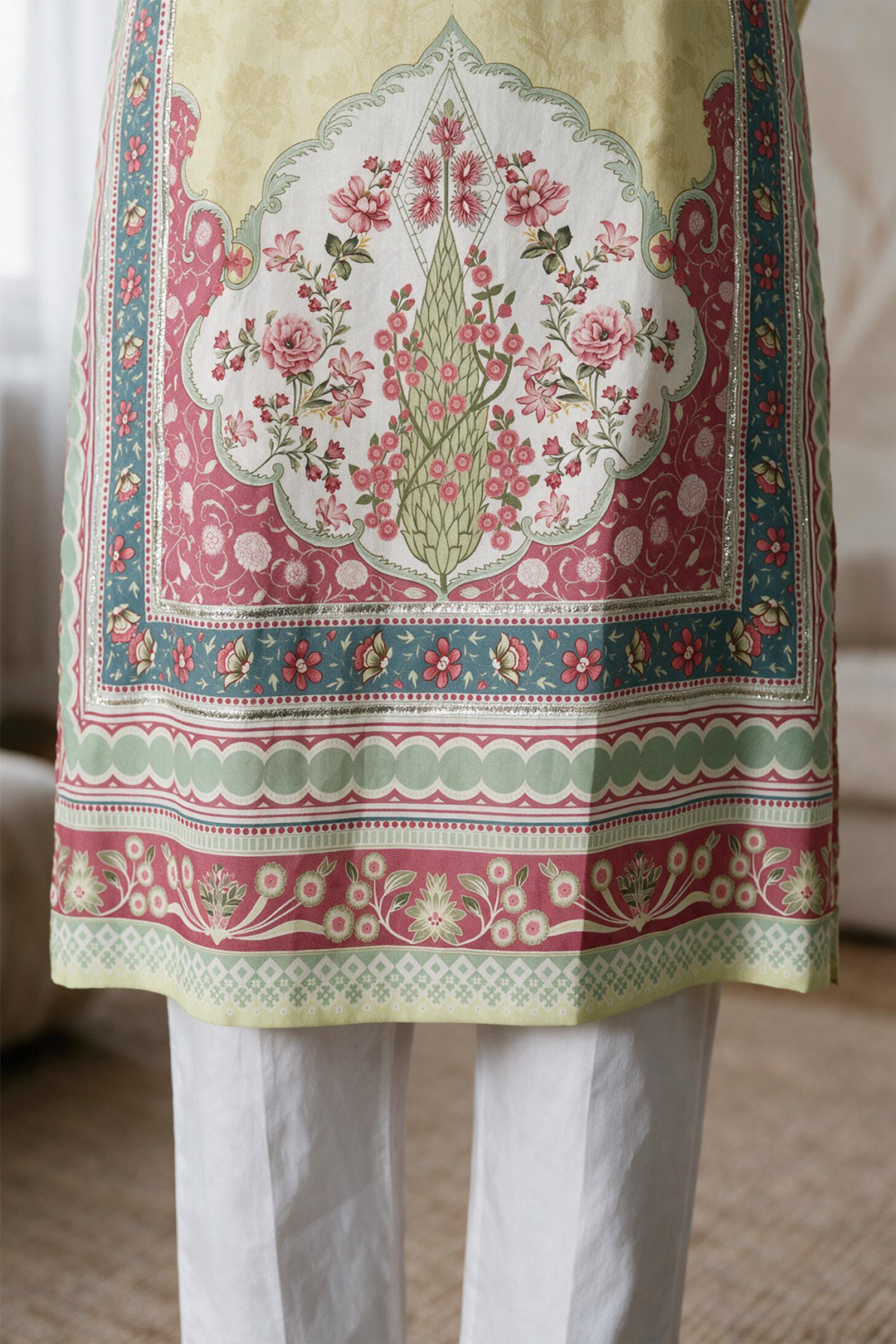 Embroidered Kurta Dupatta - 2673