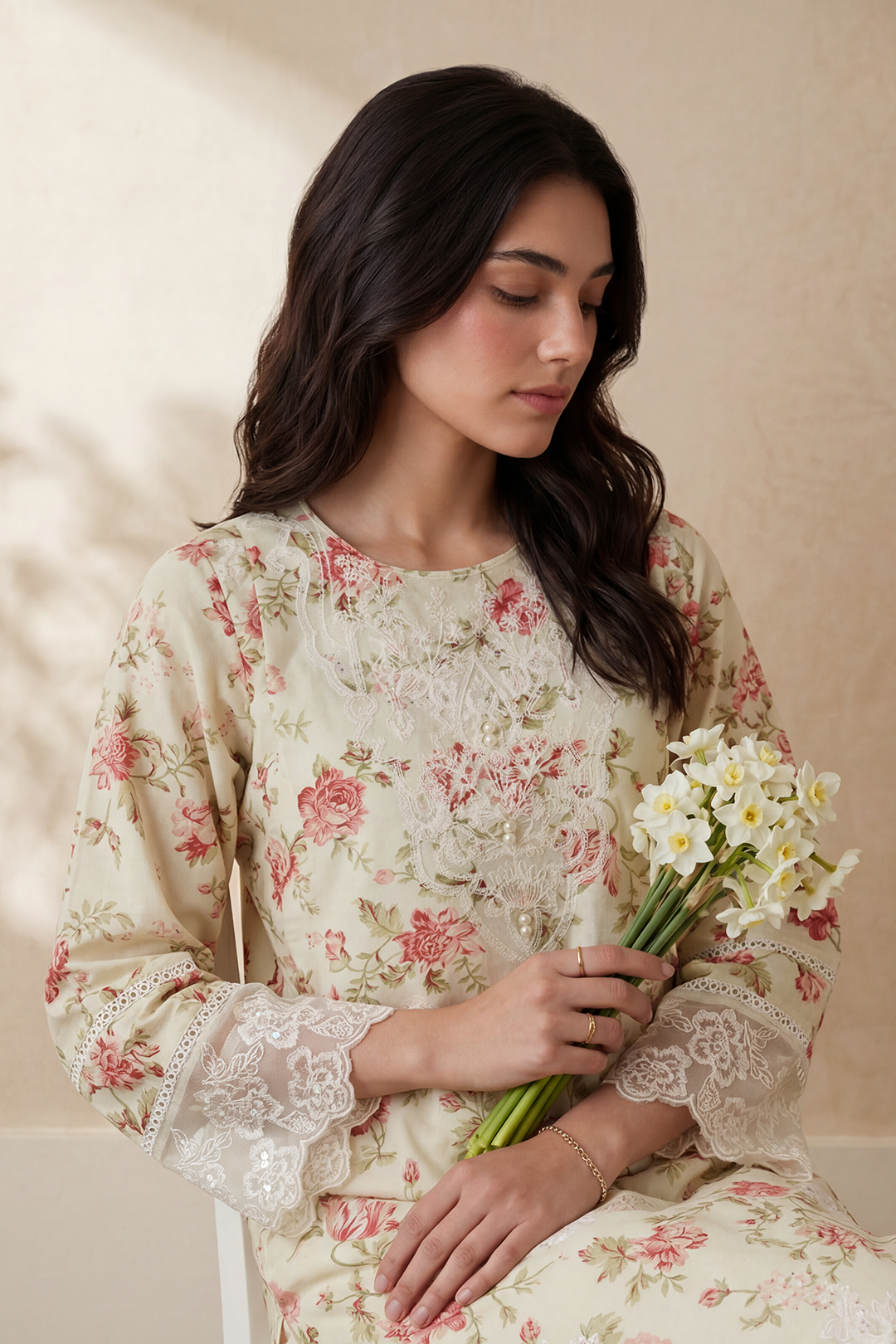 Embroidered Kurta Trouser - 3233