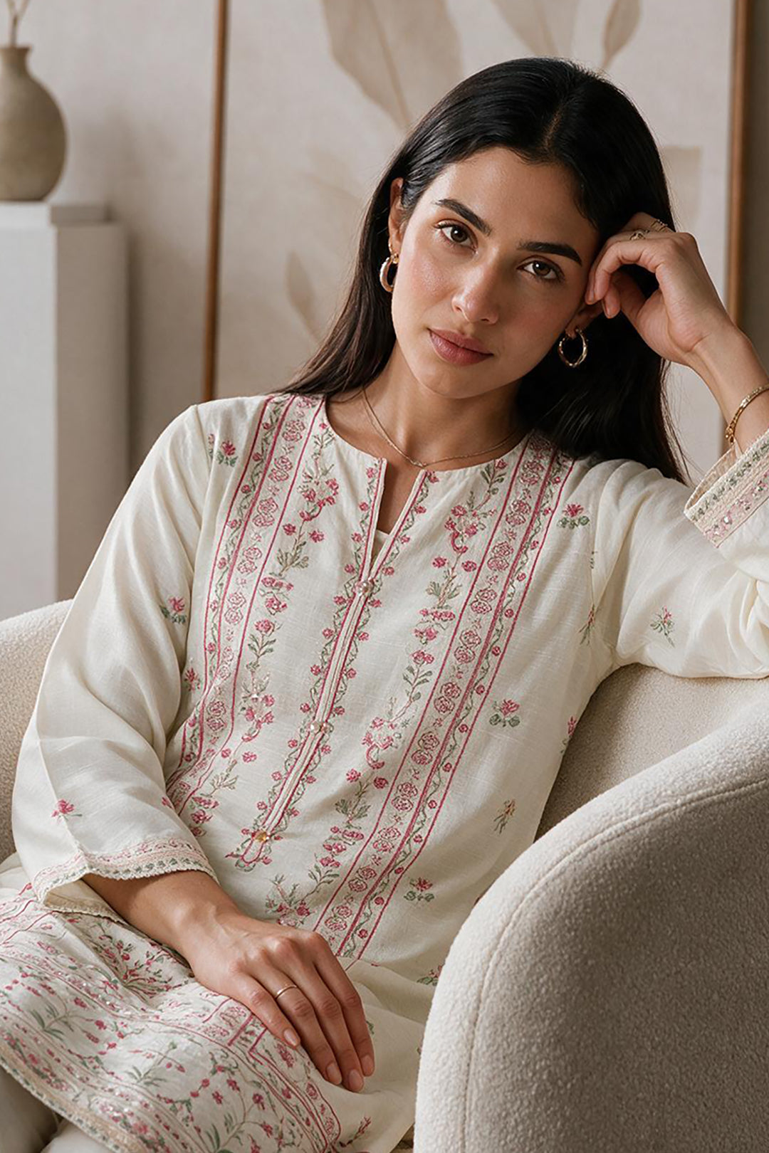 Embroidered Kurta Trouser - 3319