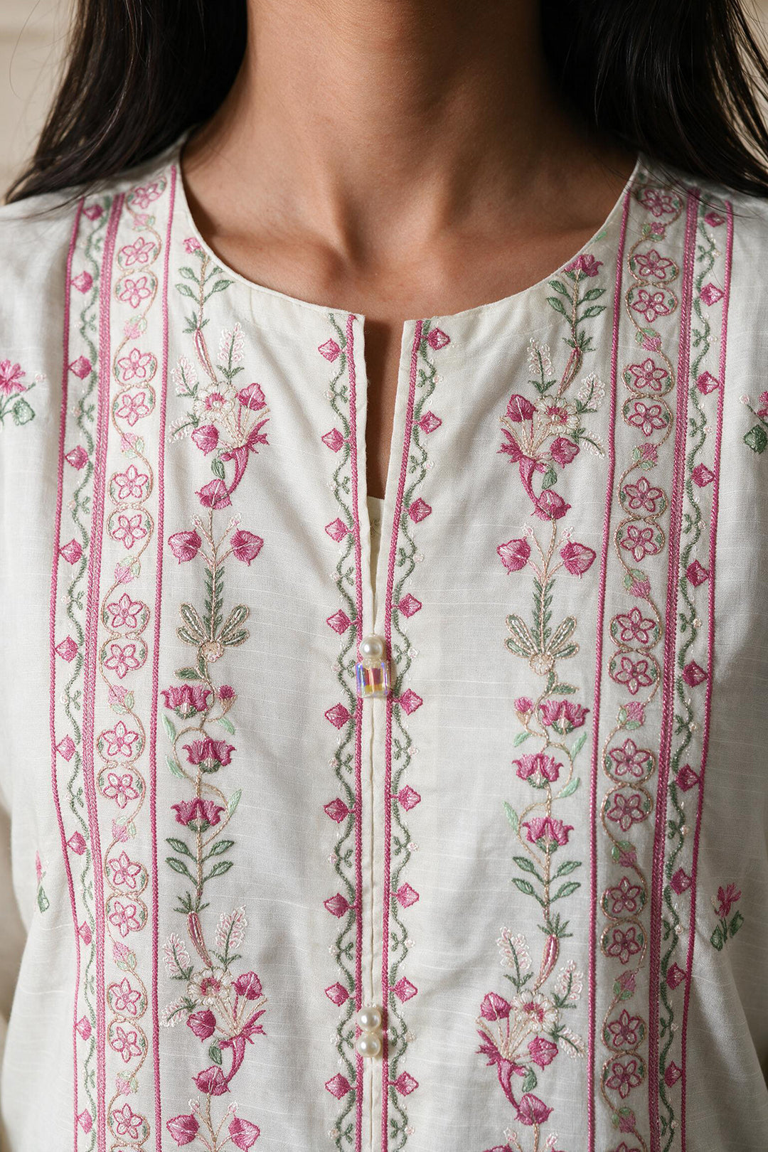 Embroidered Kurta Trouser - 3319
