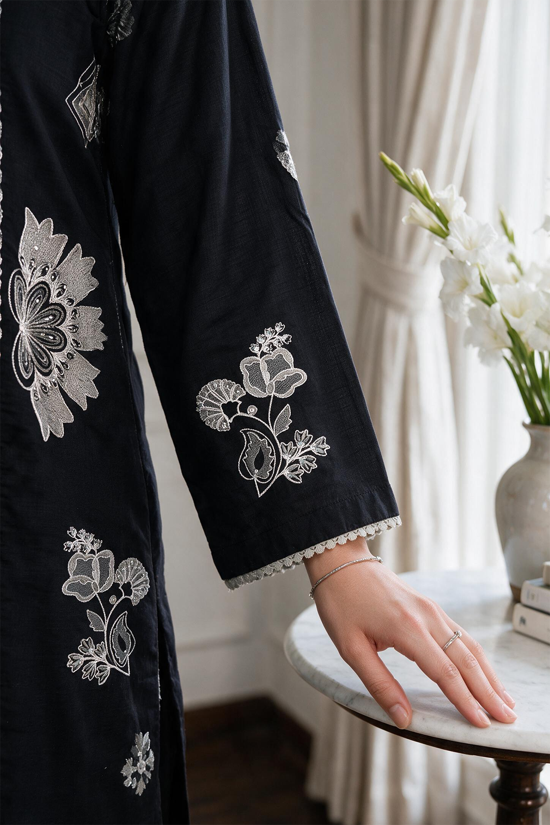 Embroidered Kurta Trouser - 3325