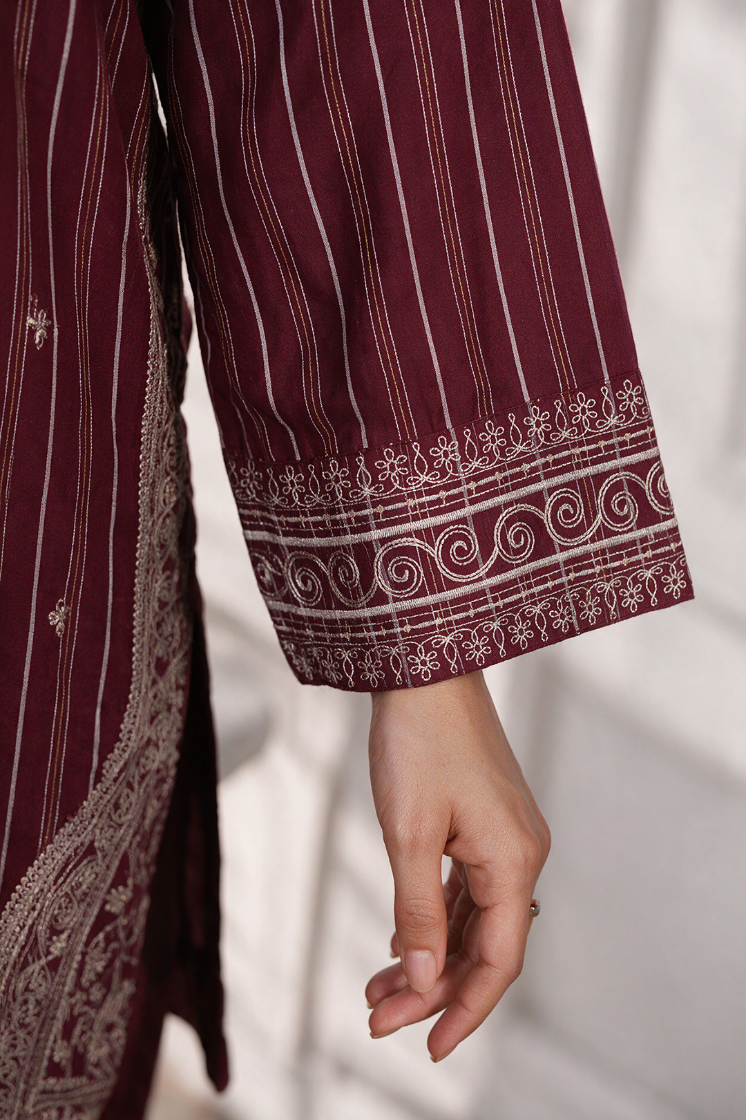 Embroidered Kurta Trouser - 3330