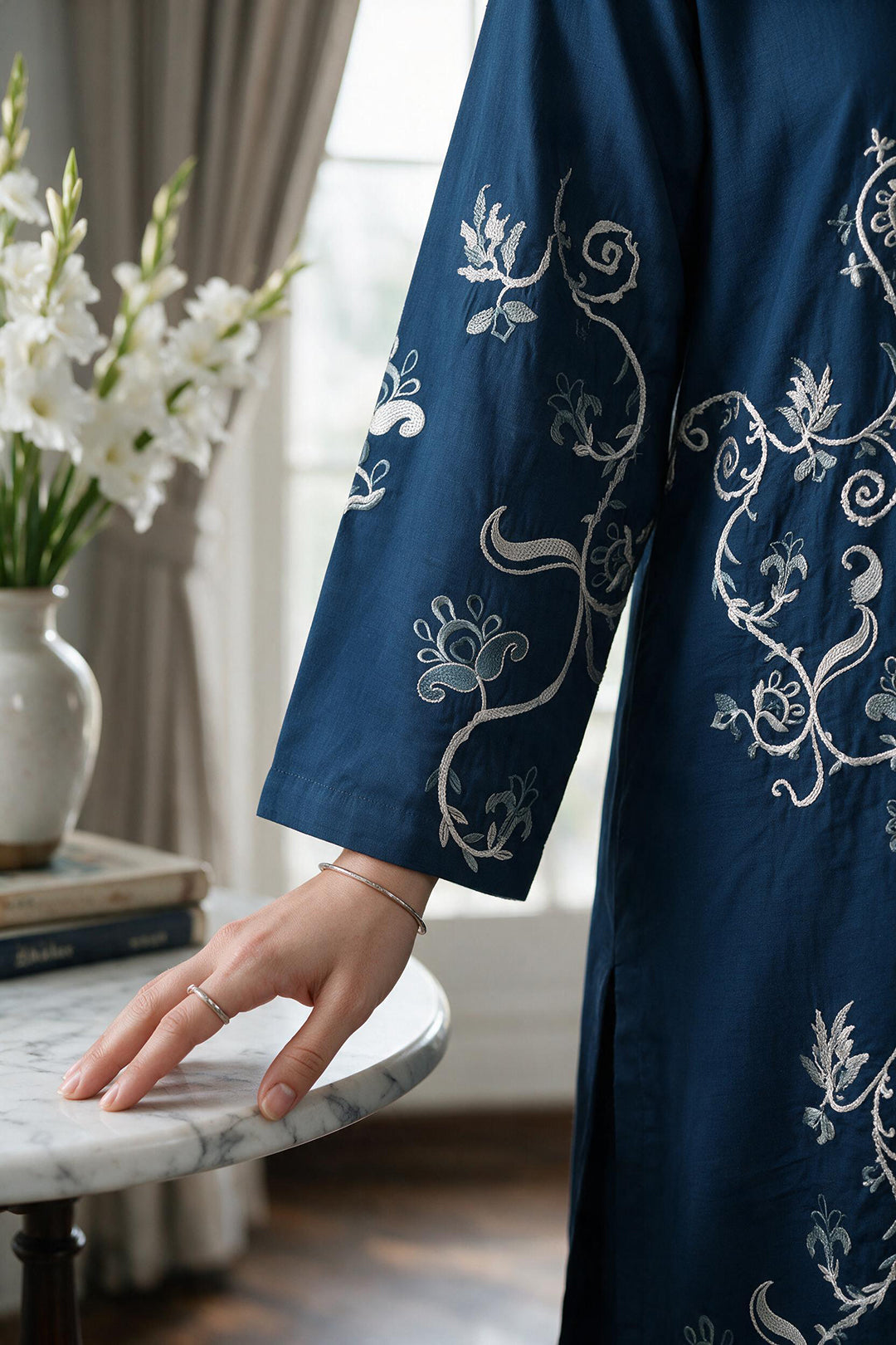 Embroidered Kurta Trouser - 3353