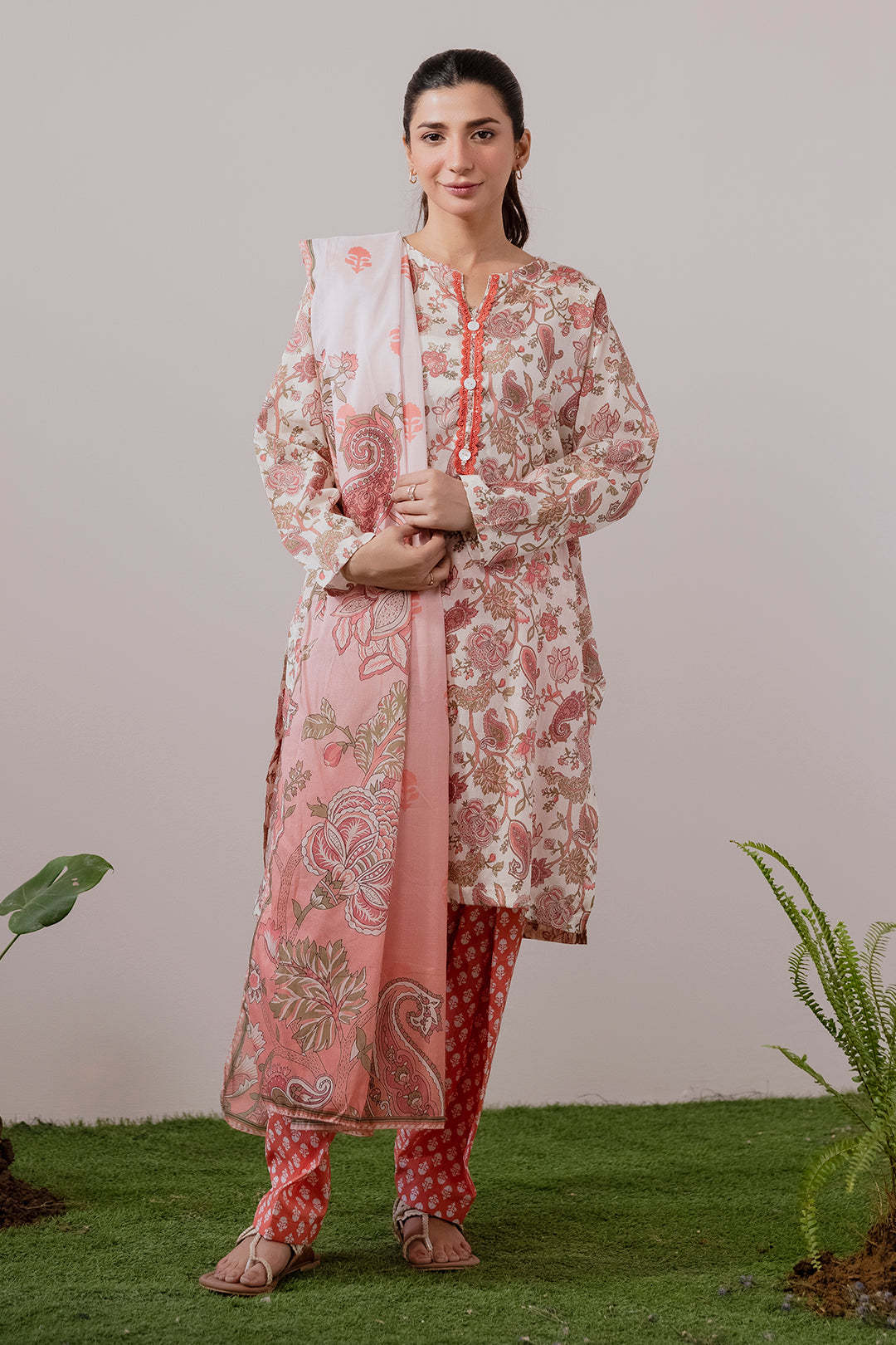 Kurta Dupatta Trouser - 1955