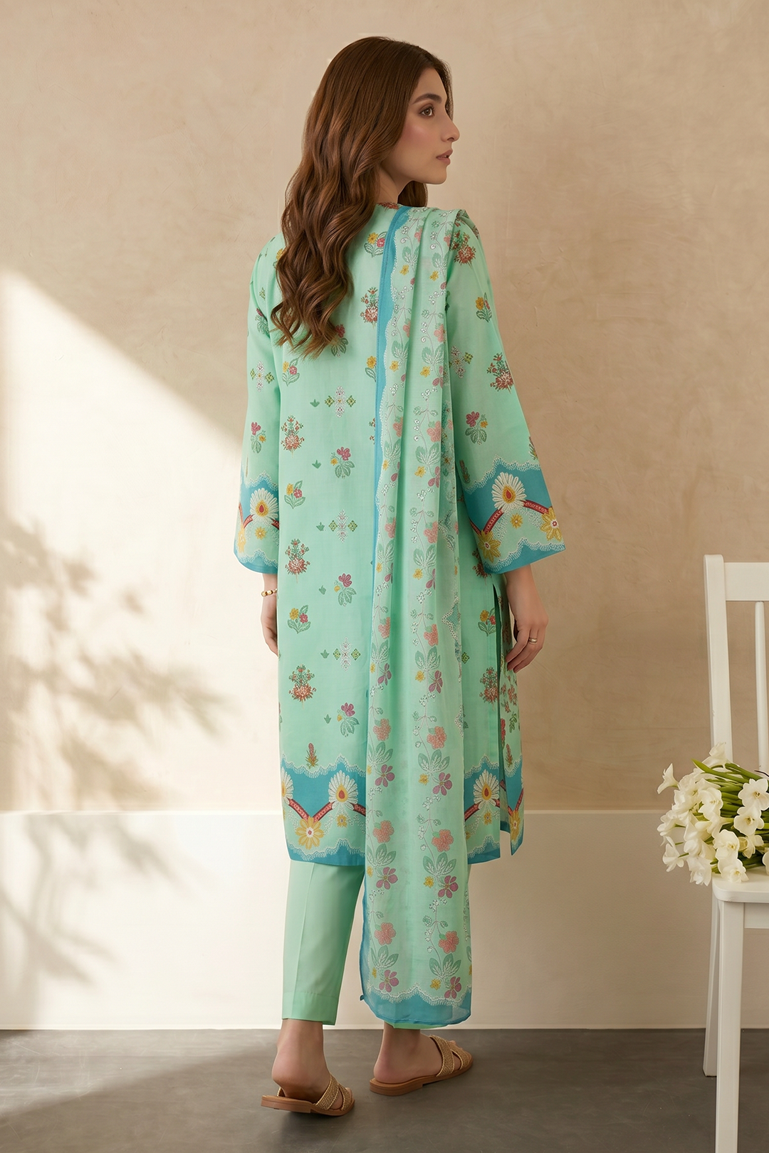 Kurta Dupatta Trouser - 2500