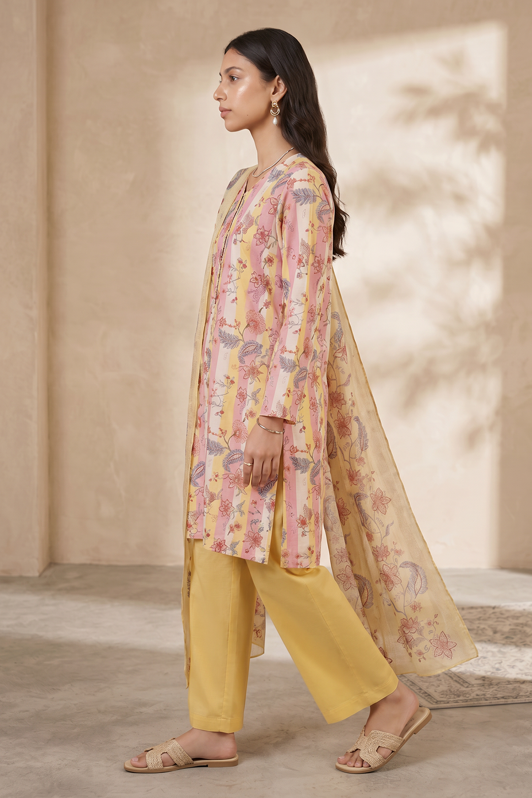 Kurta Dupatta Trouser - 2678
