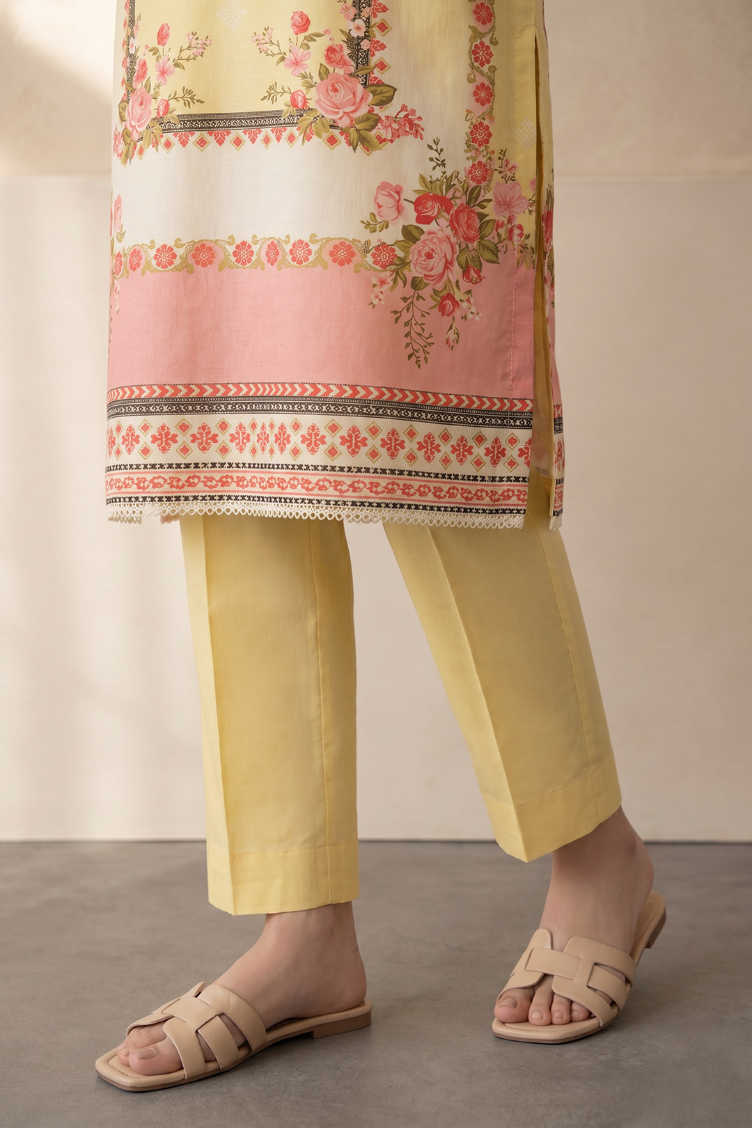 Kurta Dupatta Trouser - 2697
