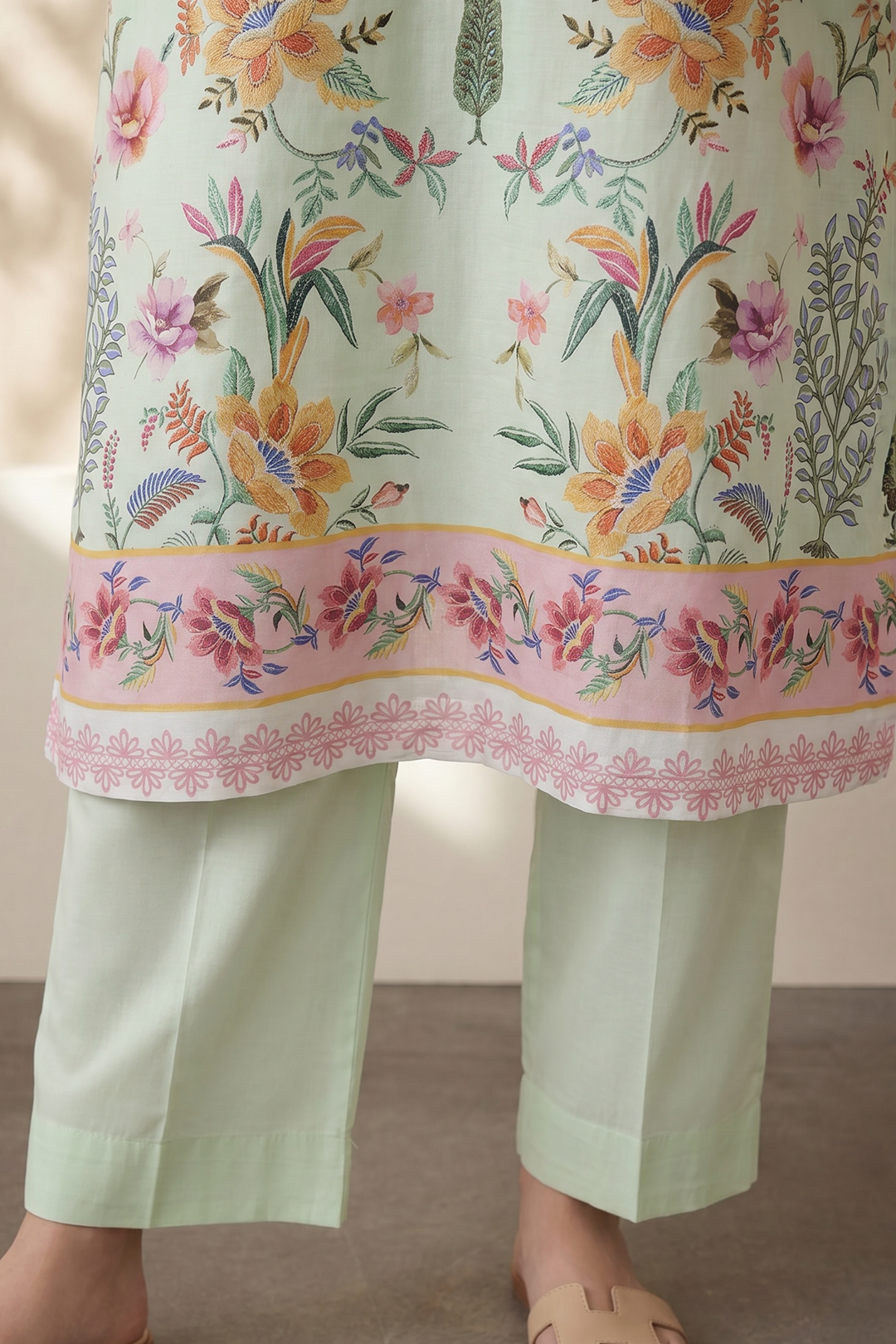 Kurta Dupatta Trouser - 2702