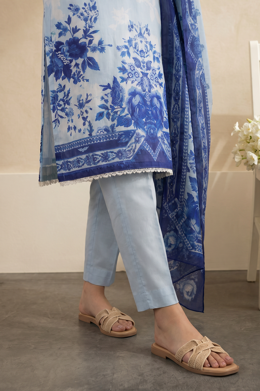 Kurta Dupatta Trouser - 1950