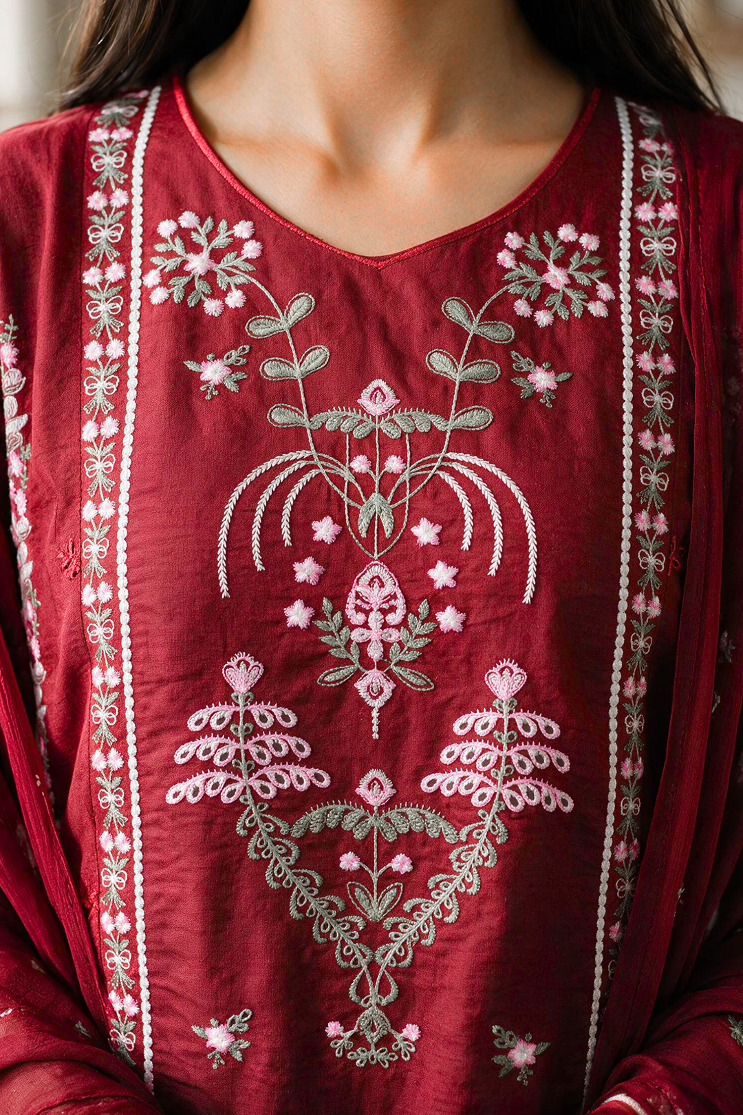 Embroidered Kurta Dupatta Trouser - 3284