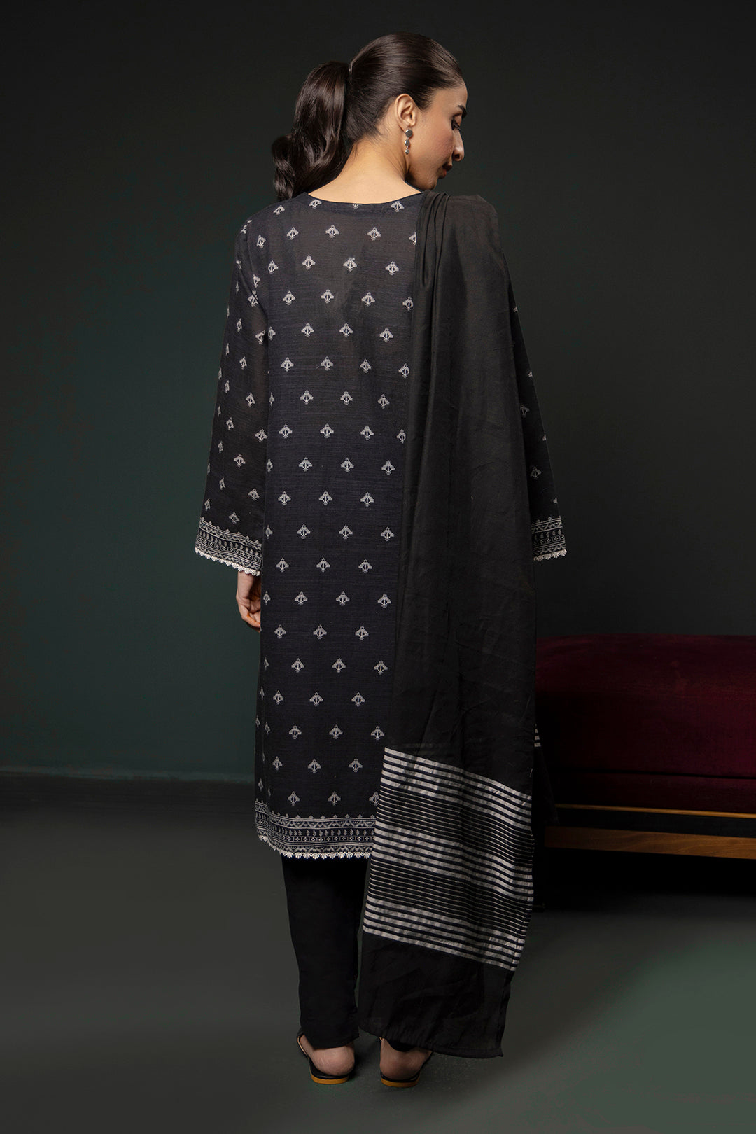 Embroidered Kurta Dupatta - 1493
