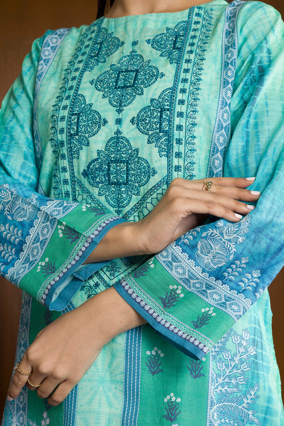 Embroidered Kurta Dupatta - 3064