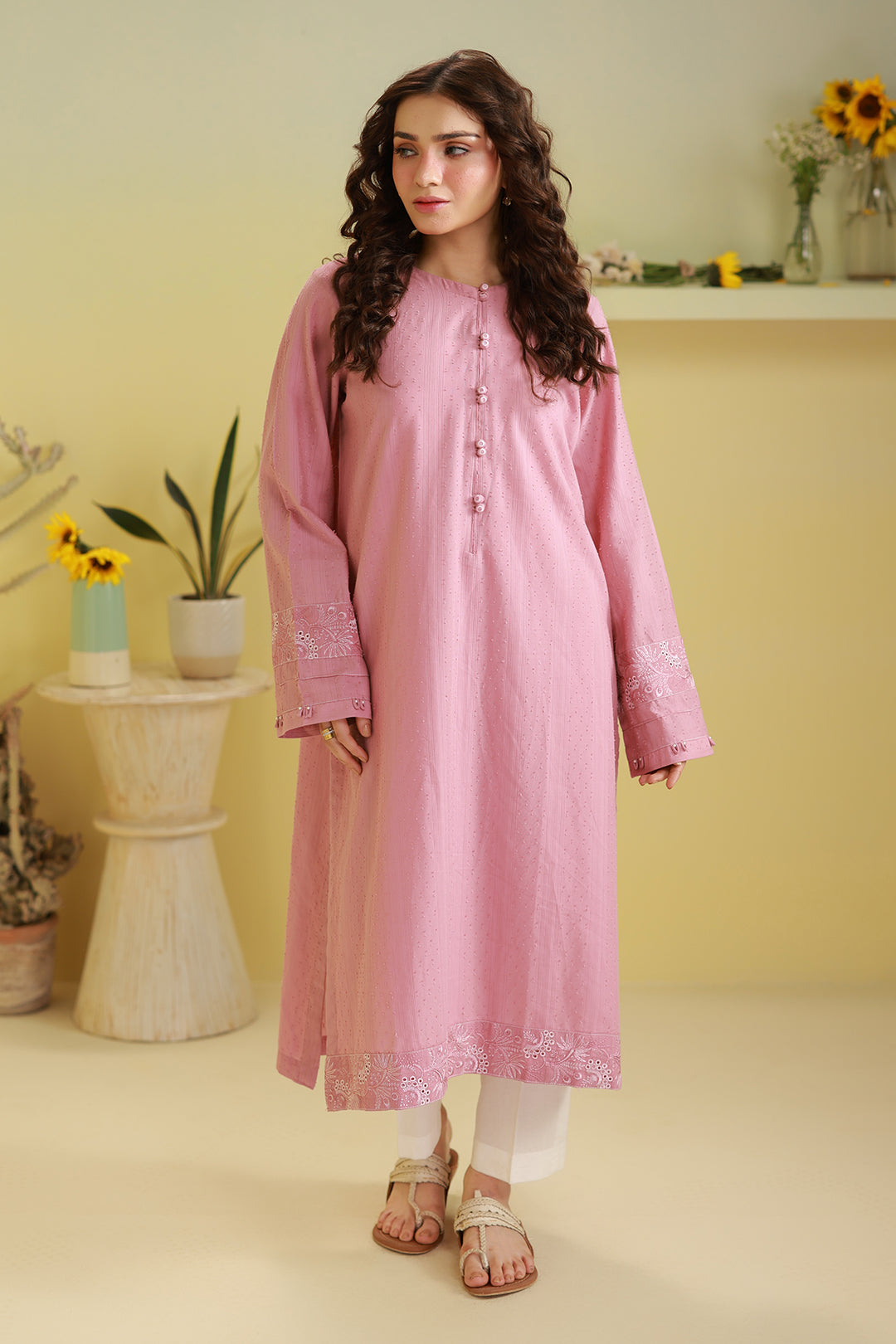 Embroidered Kurta - 2528