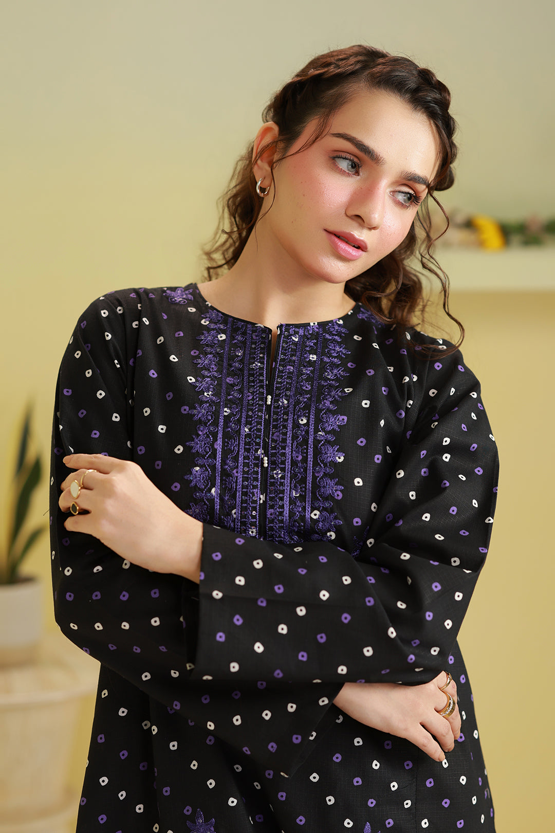 Embroidered Kurta - 2732