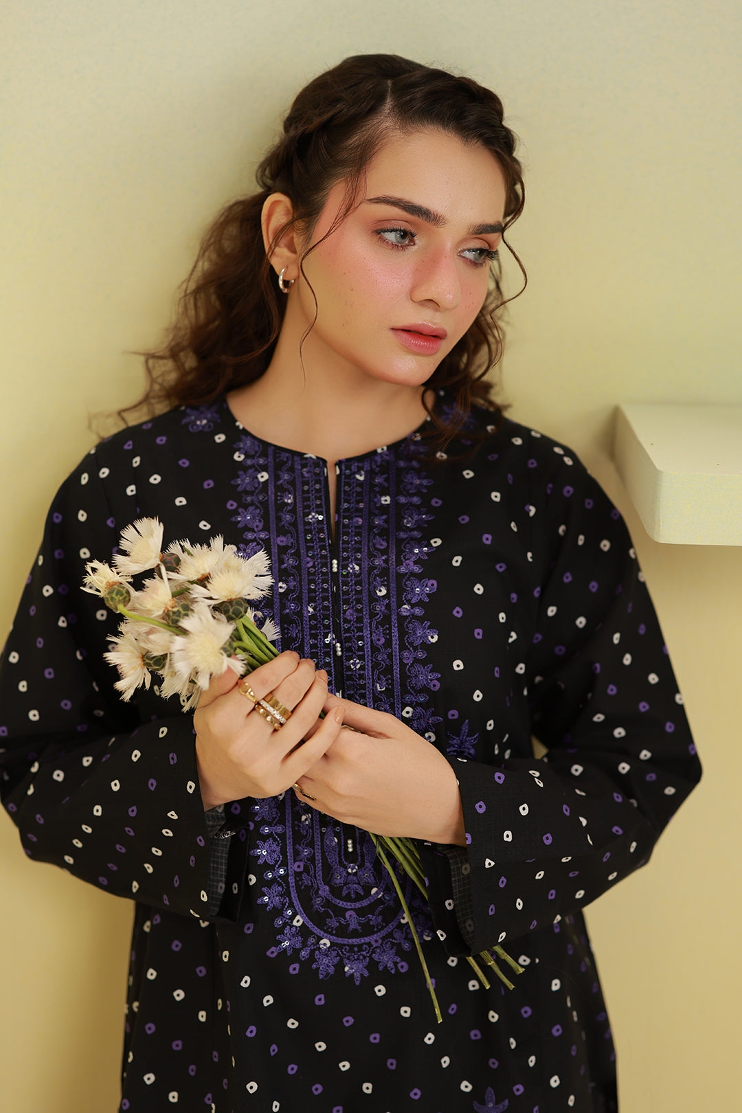 Embroidered Kurta - 2732