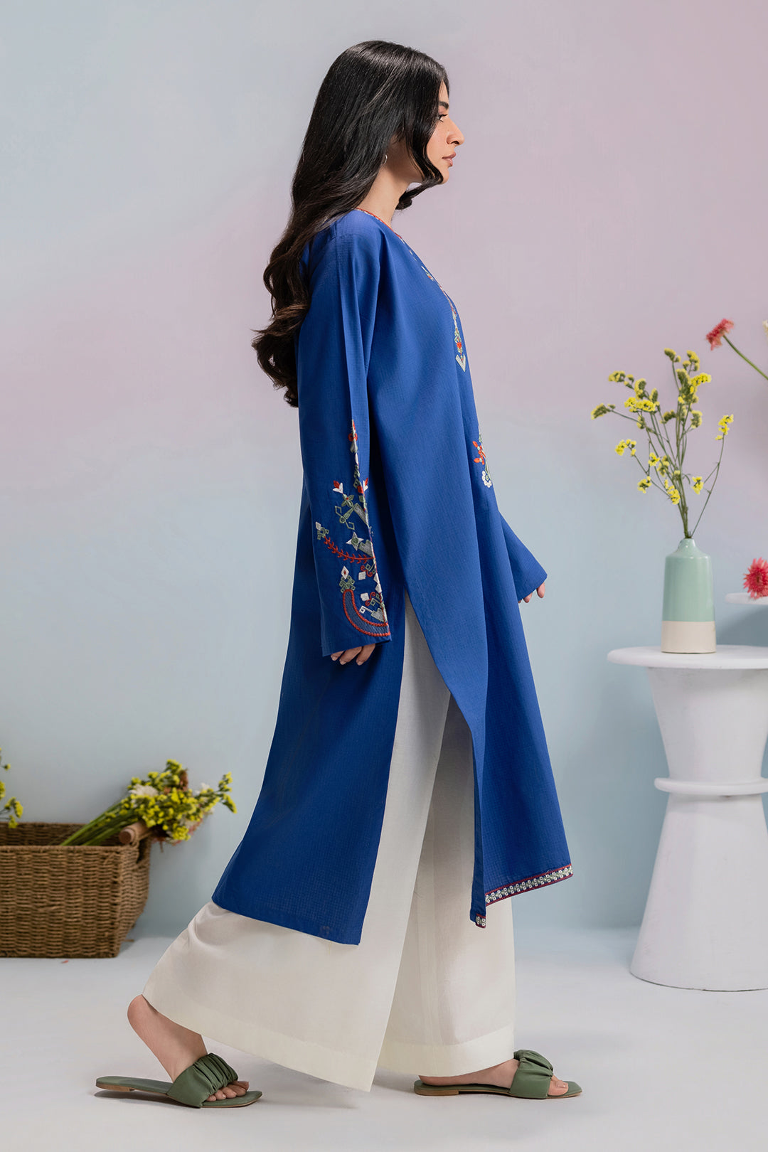 Embroidered Kurta - 2816