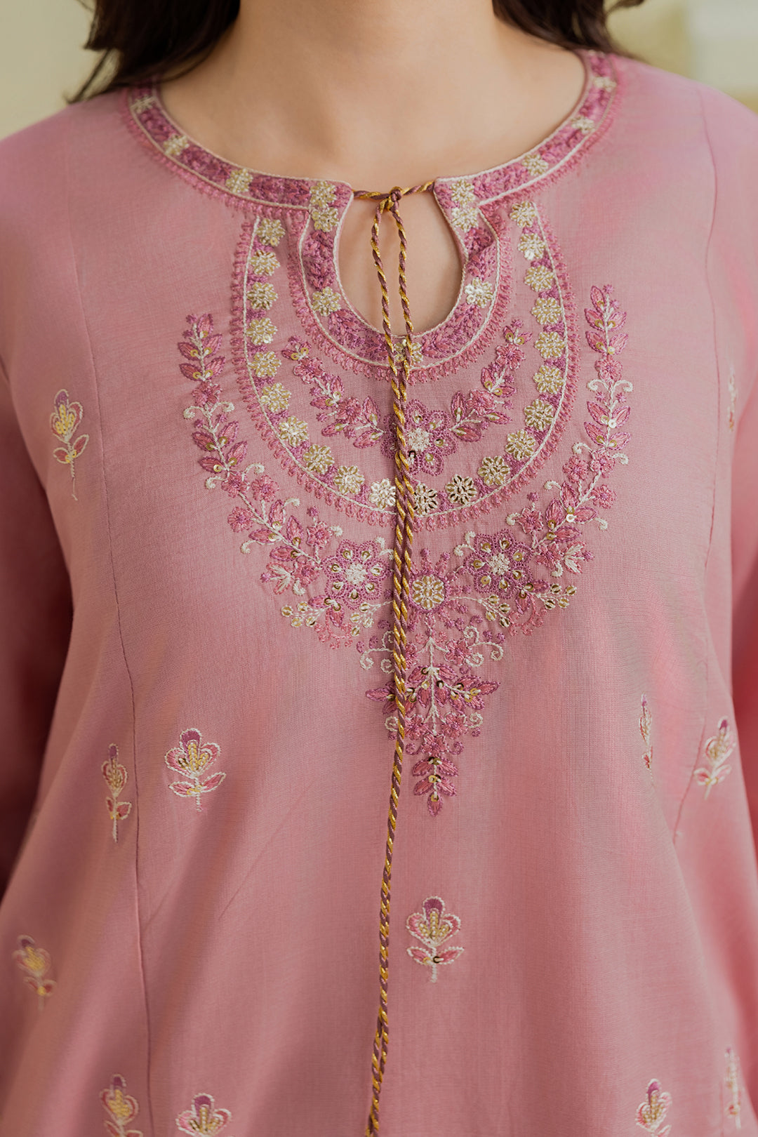 Embroidered Kurta Trouser - 2552