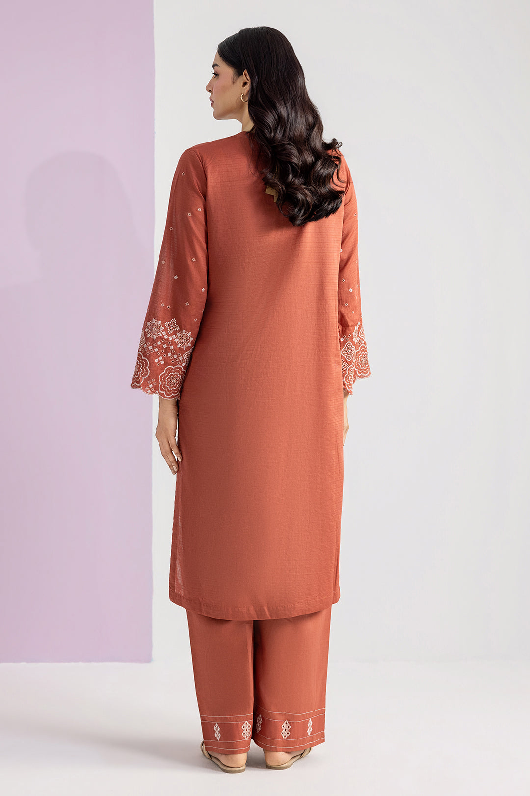 Embroidered Kurta Trouser - 2569