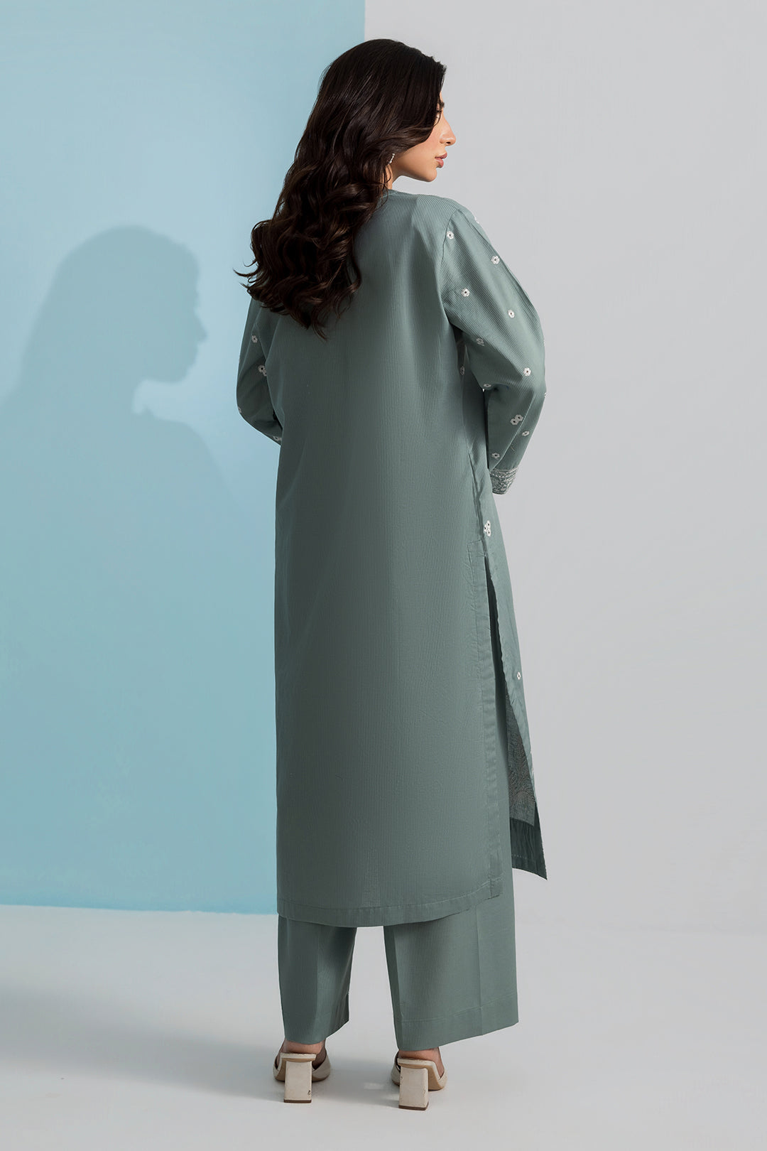 Embroidered Kurta Trouser - 2575