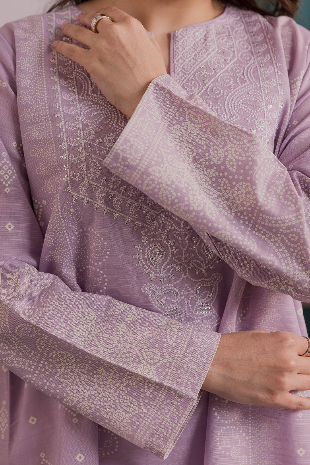 Embroidered Kurta Dupatta - 2693