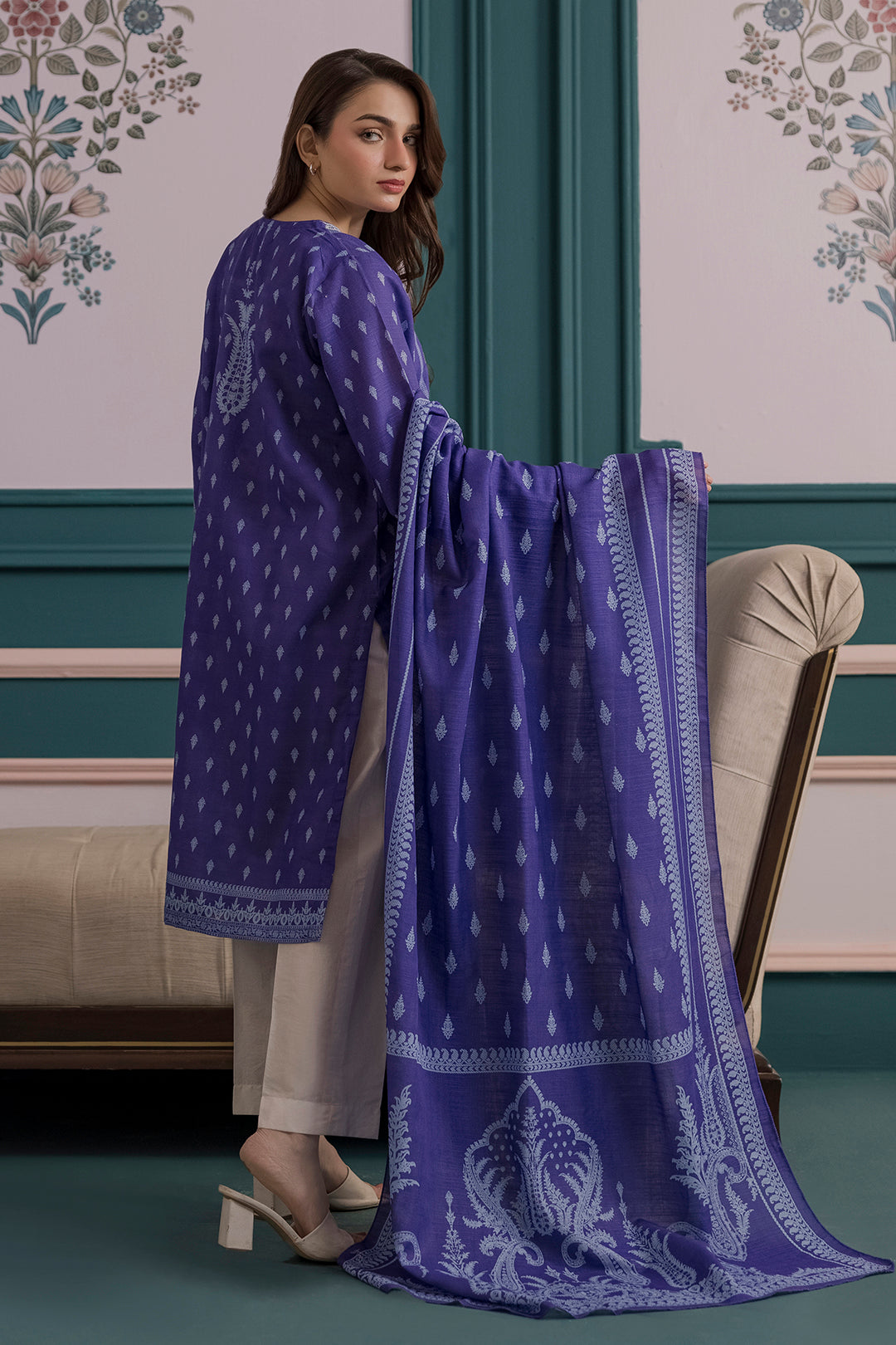 Embroidered Kurta Dupatta - 2857