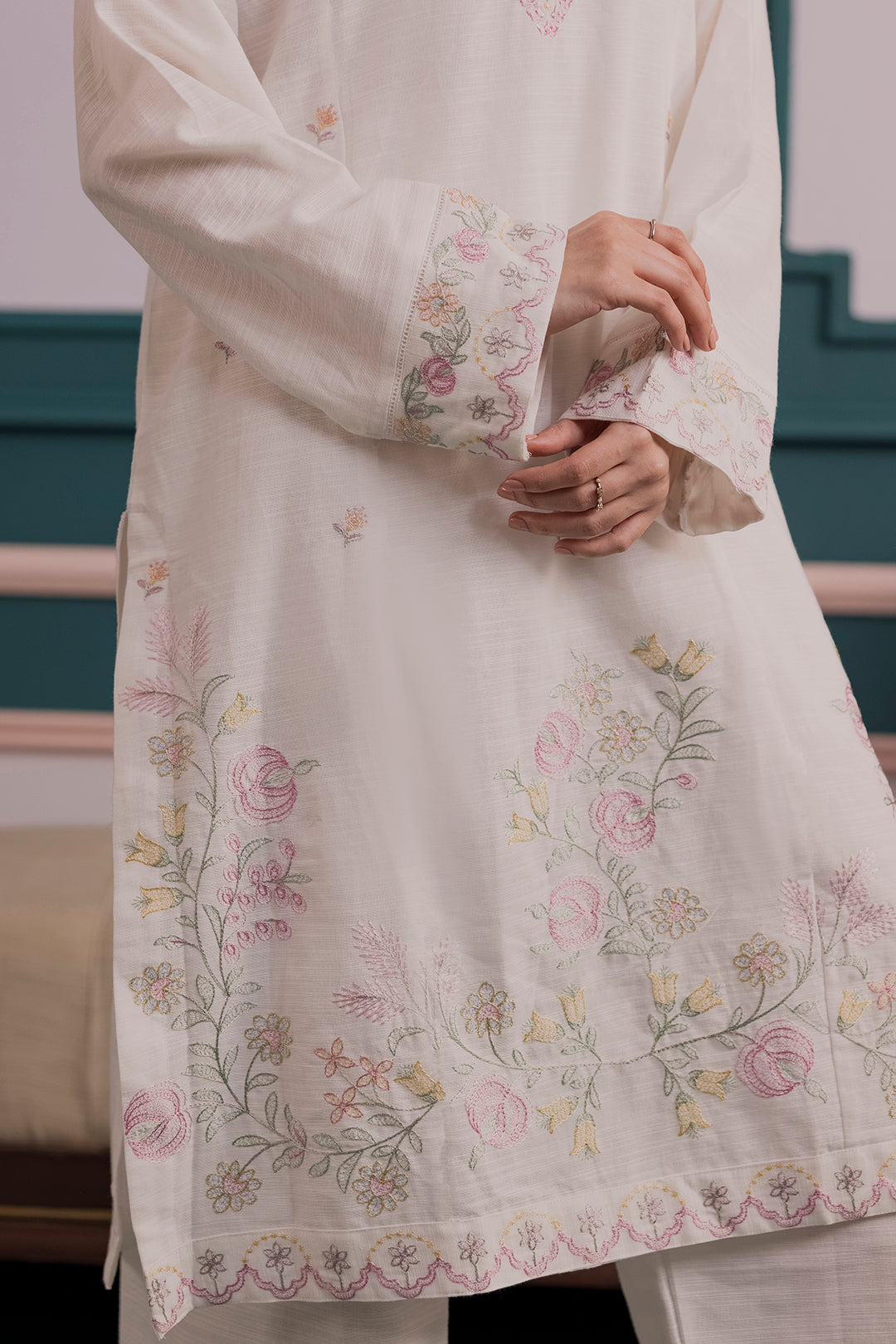 Embroidered Kurta Shawl Trouser - 2555
