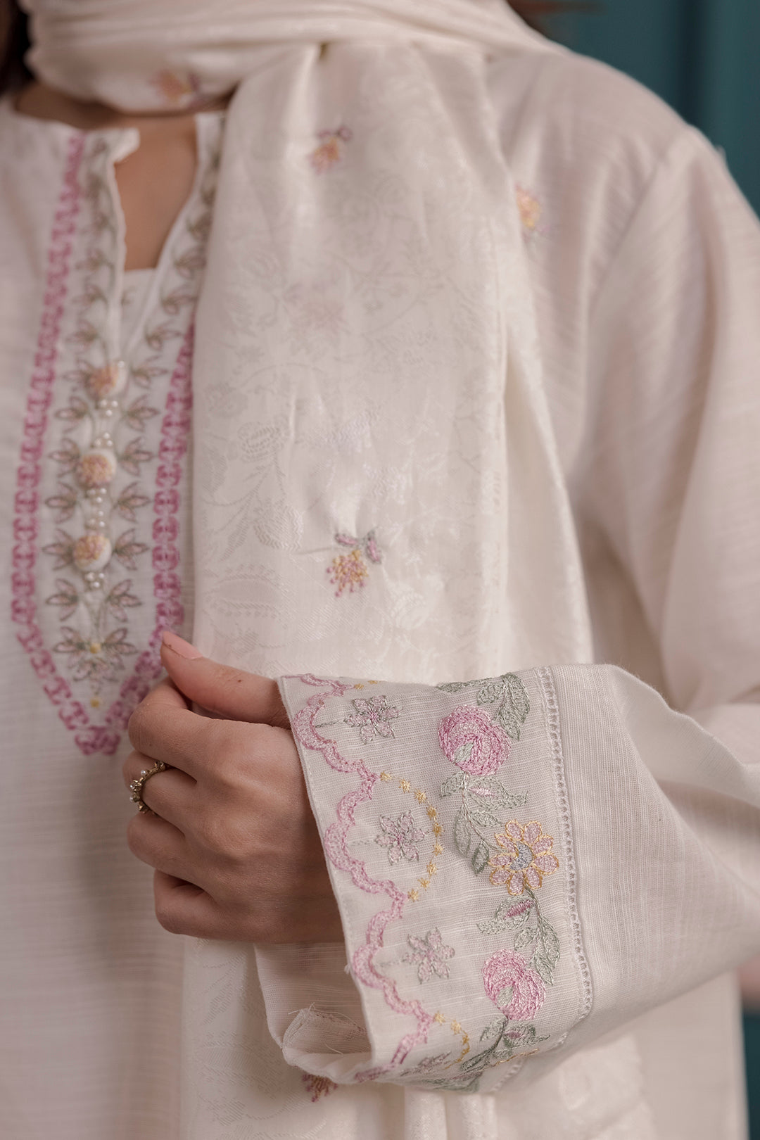 Embroidered Kurta Shawl Trouser - 2555