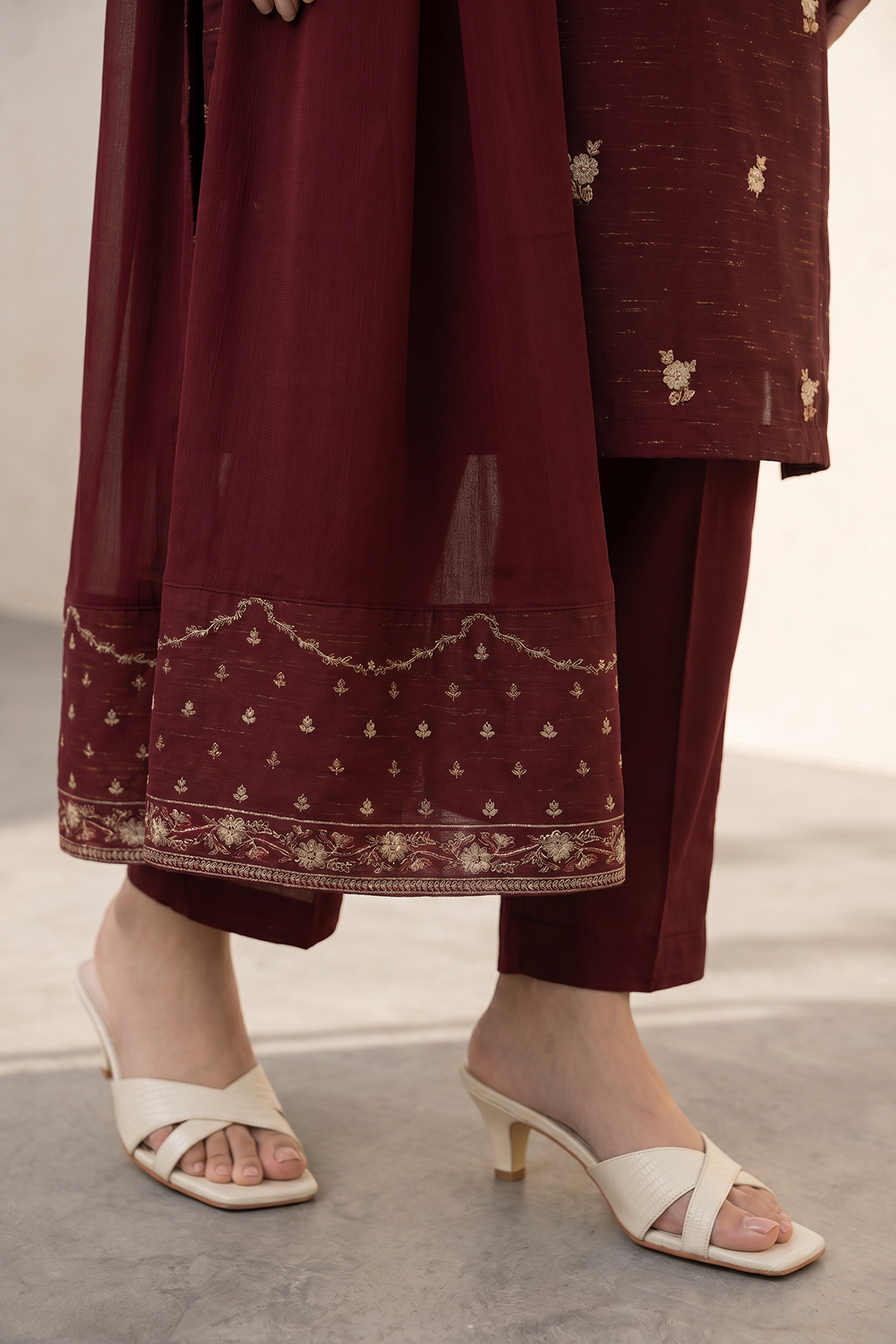 Embroidered Kurta Dupatta Trouser - 2557