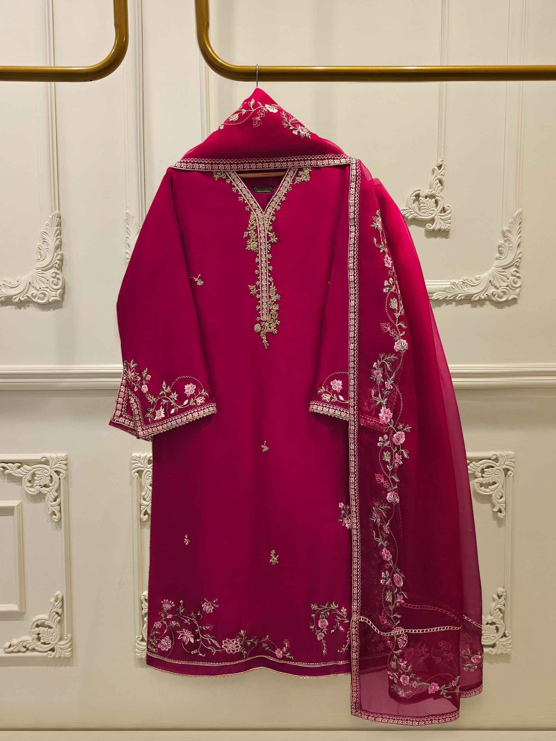 3 Piece- Pure Sheesha Silk Embroidered Suit S114551
