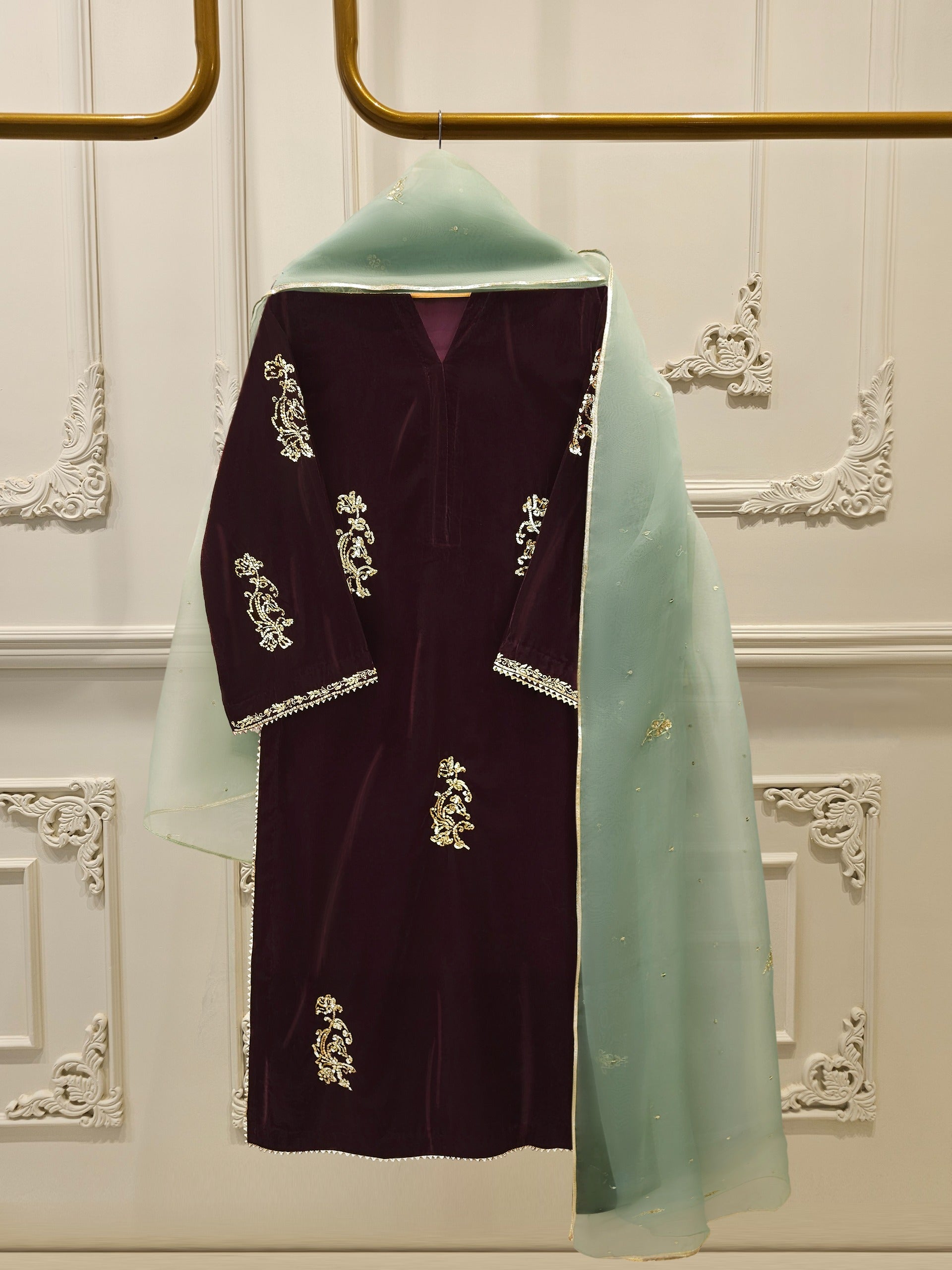 2 Piece - Embroidered Velvet Suit S113373