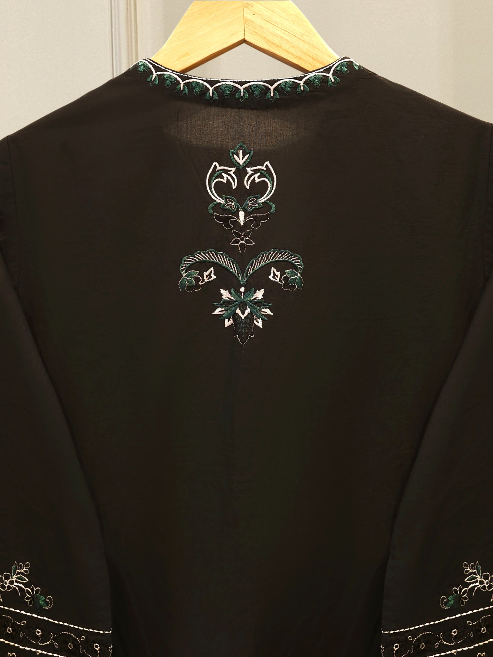 2 Piece - Embroidered Cambric Suit S114672