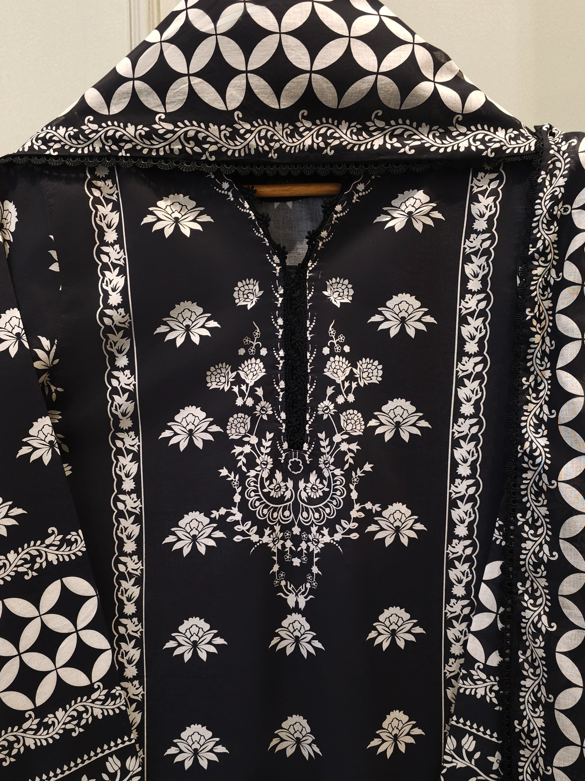 2-Piece Digital Printed Cambric Suit S114709