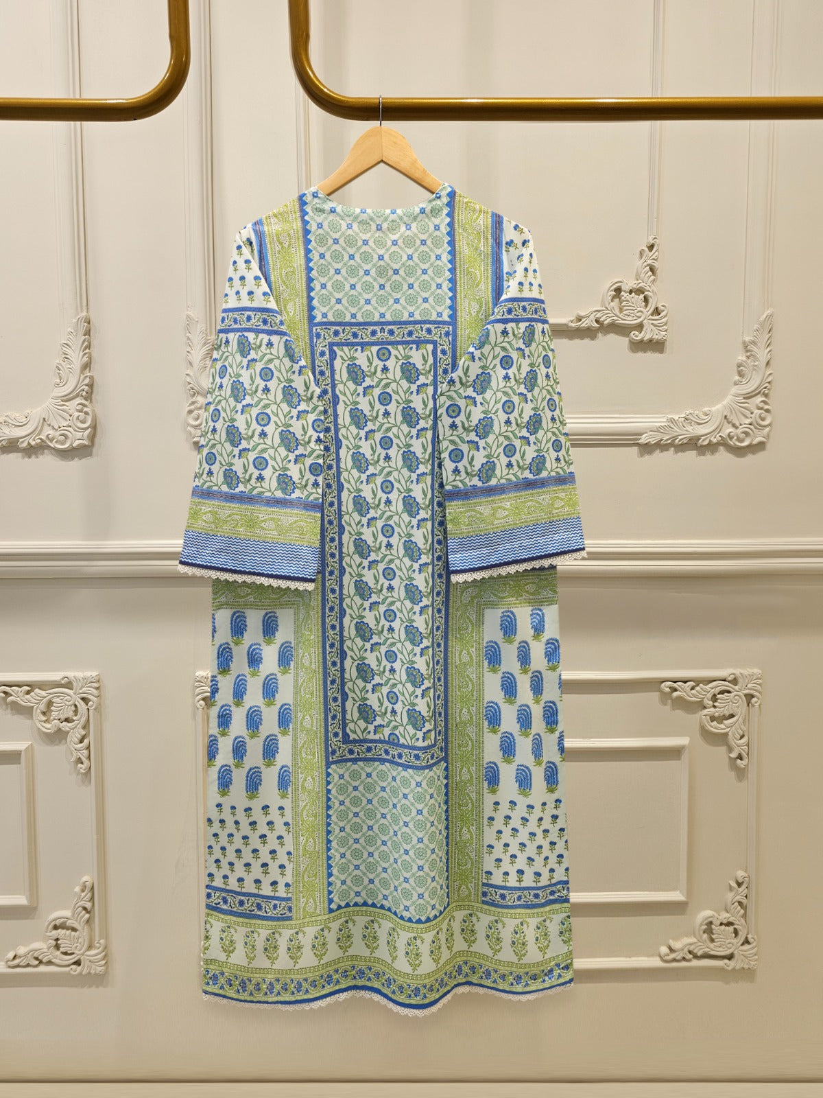 Elegant Digital Printed Cambric Shirt S114856