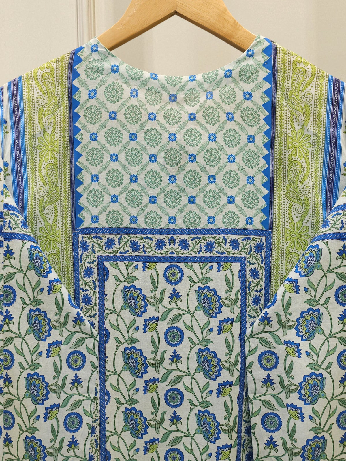 Elegant Digital Printed Cambric Shirt S114856