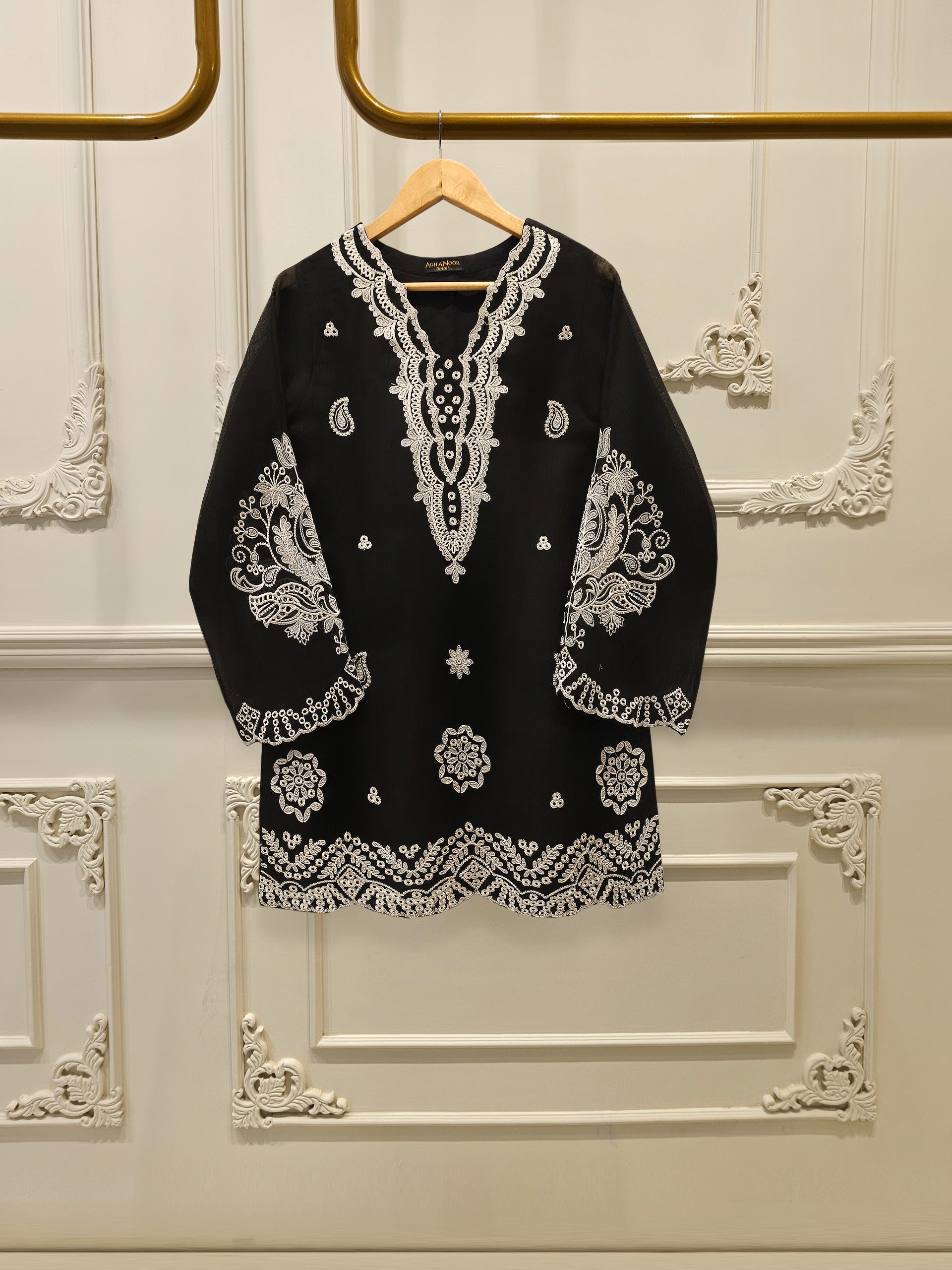 2 Piece - Embroidered cotton net Suit S114885