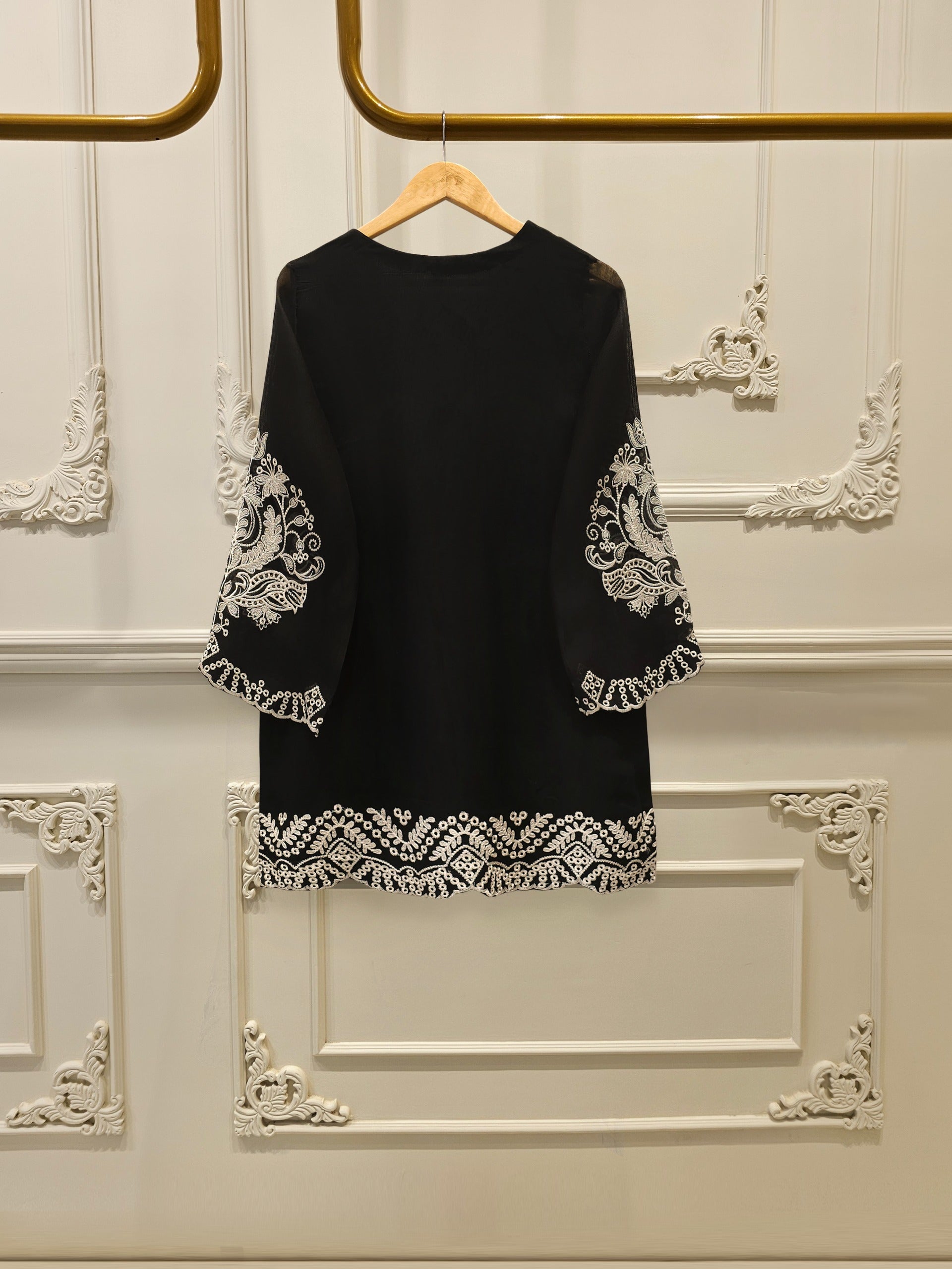 2 Piece - Embroidered cotton net Suit S114885