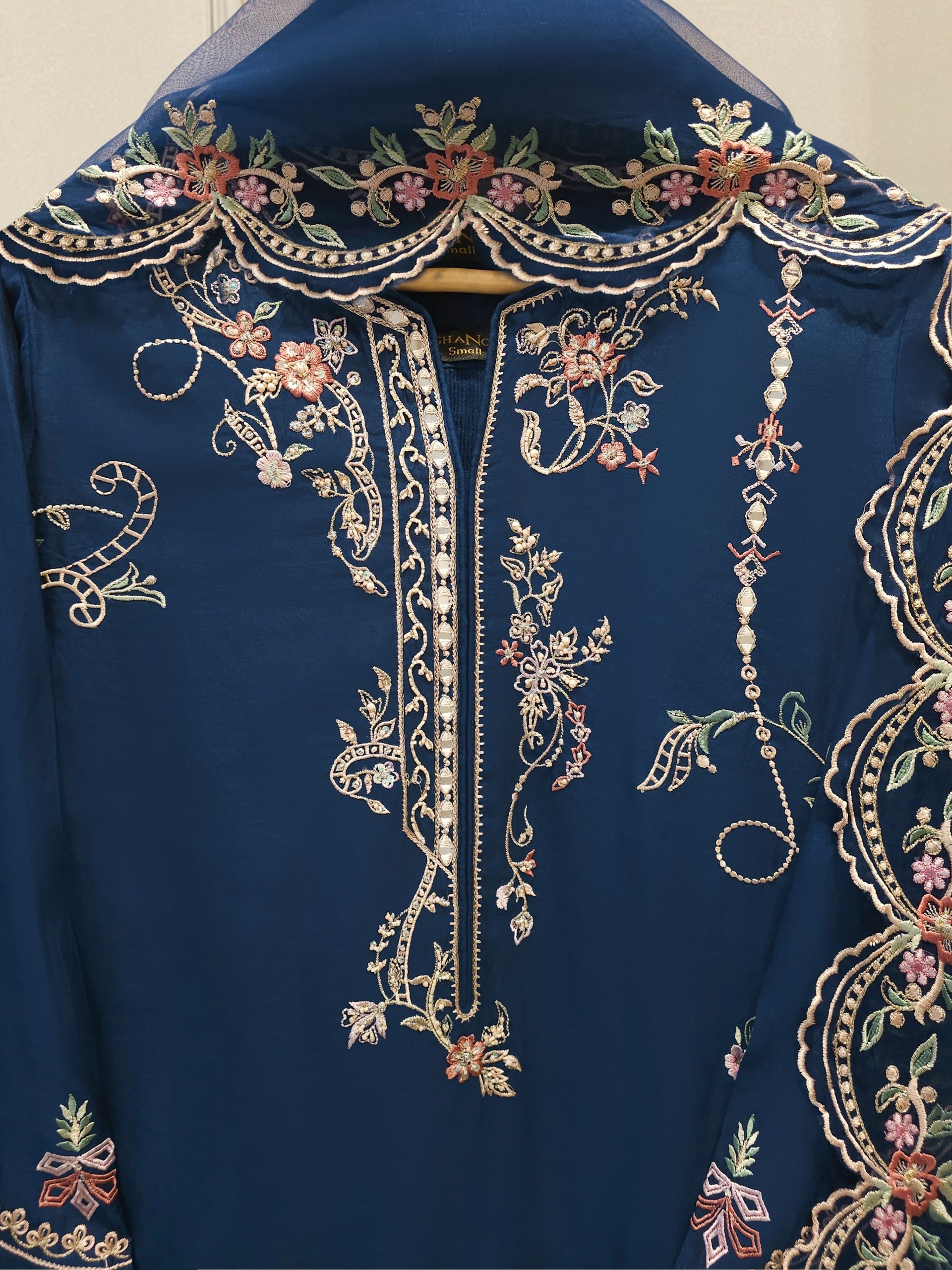 3 Piece - Pure Khaddi Silk Embroidered  Suit S115040