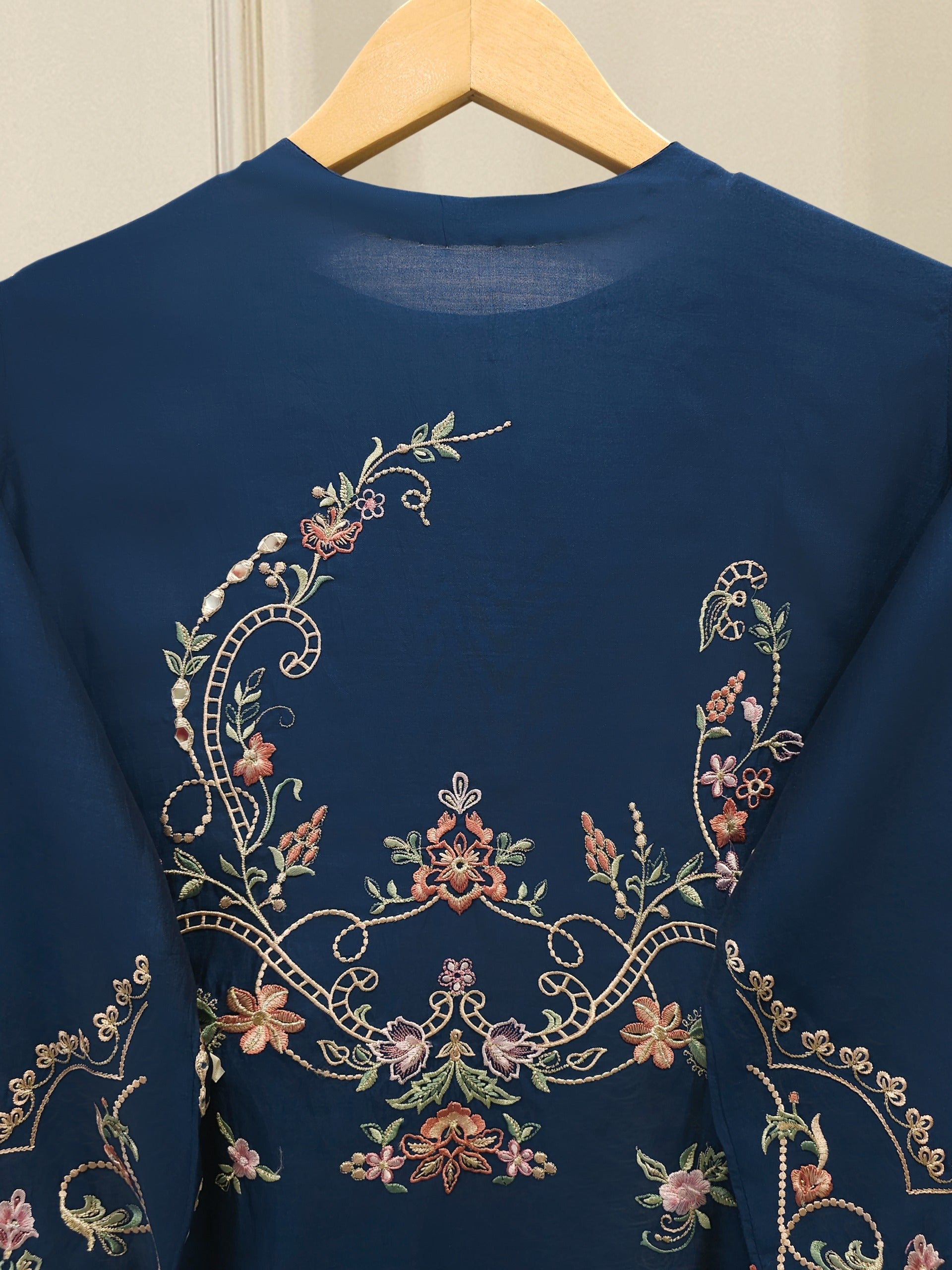 3 Piece - Pure Khaddi Silk Embroidered  Suit S115040
