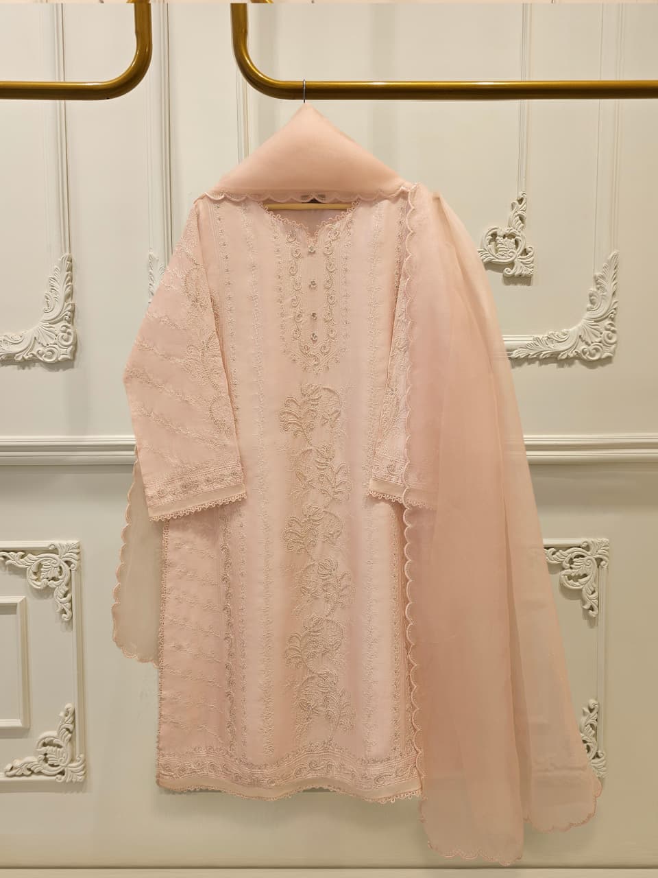 3 Piece- Pure  Sheesha Silk Embroidered Suit S115122
