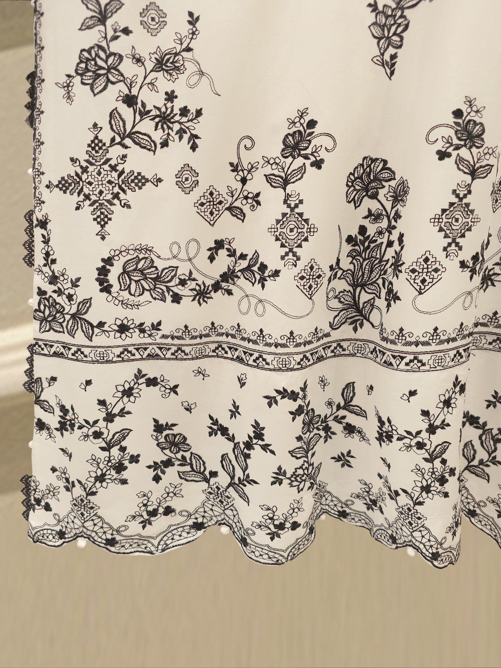 3 Piece - Embroidered Cambric Suit S115169