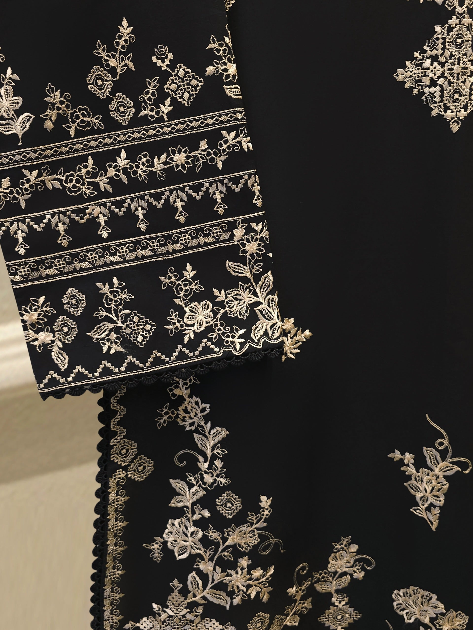 3 Piece - Embroidered Cambric Suit S115246