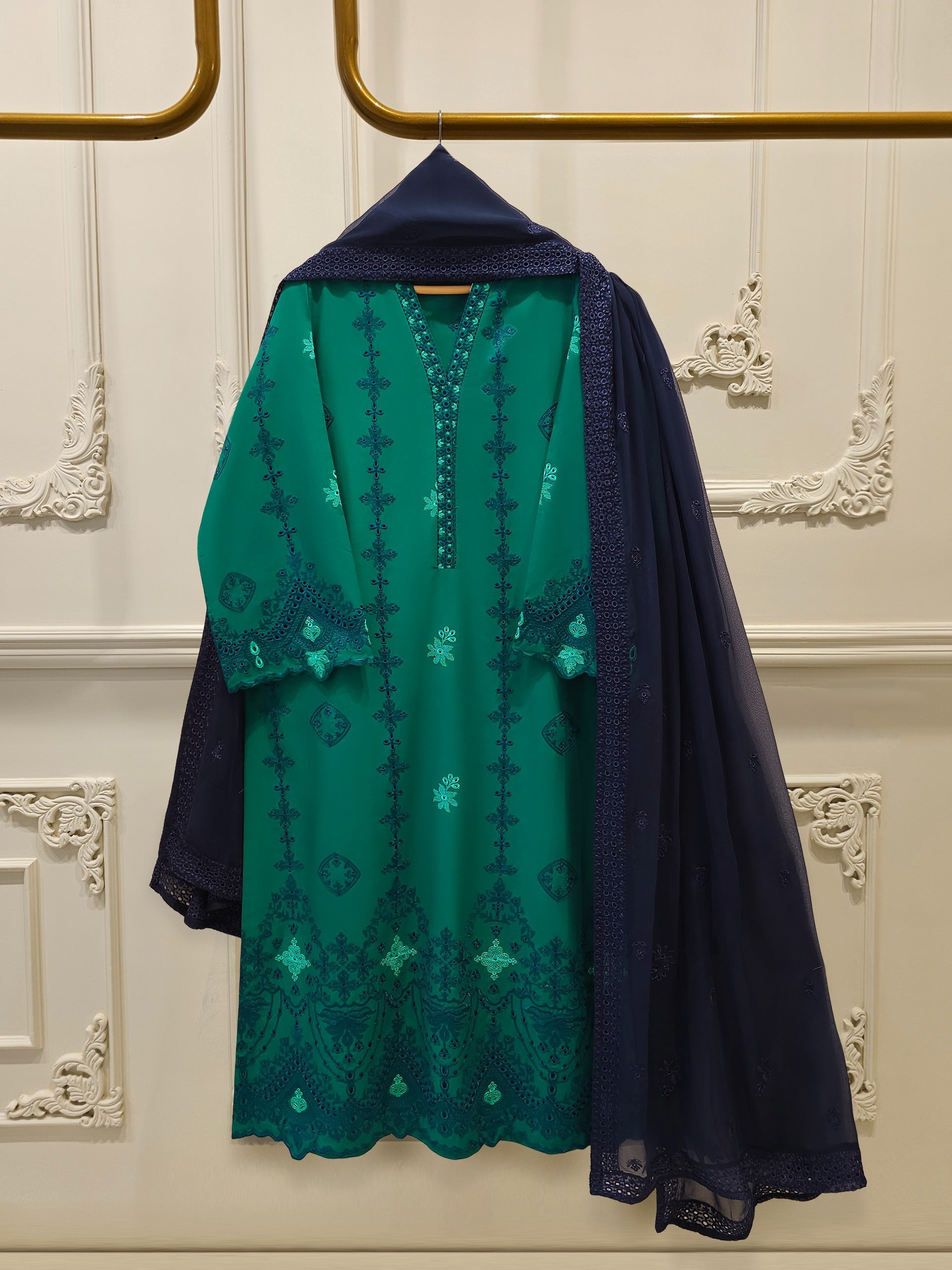 3-Piece Embroided Lawn Suit S115312