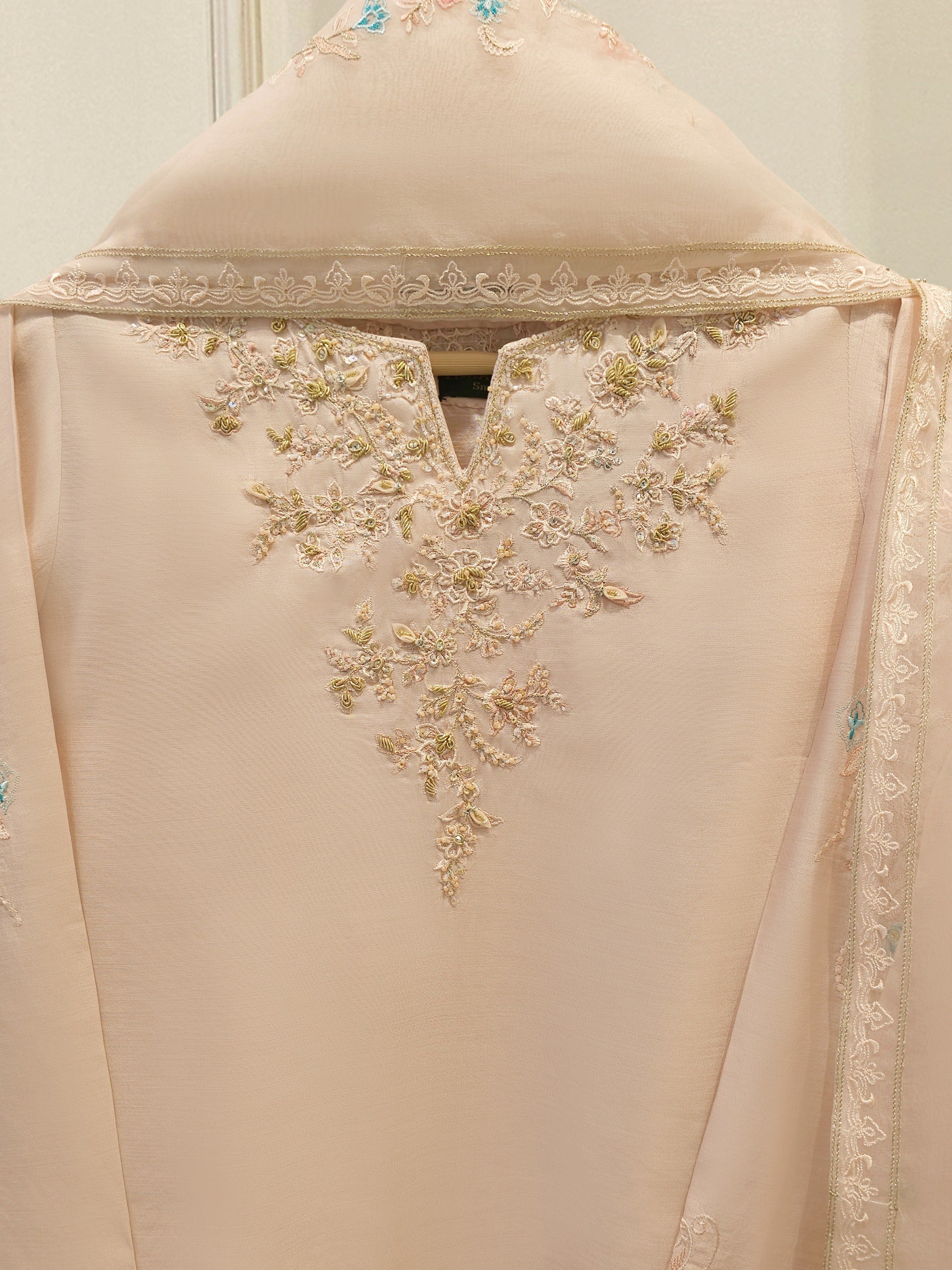 3 Piece - Pure Khaddi Silk Embroidered  Suit S115379